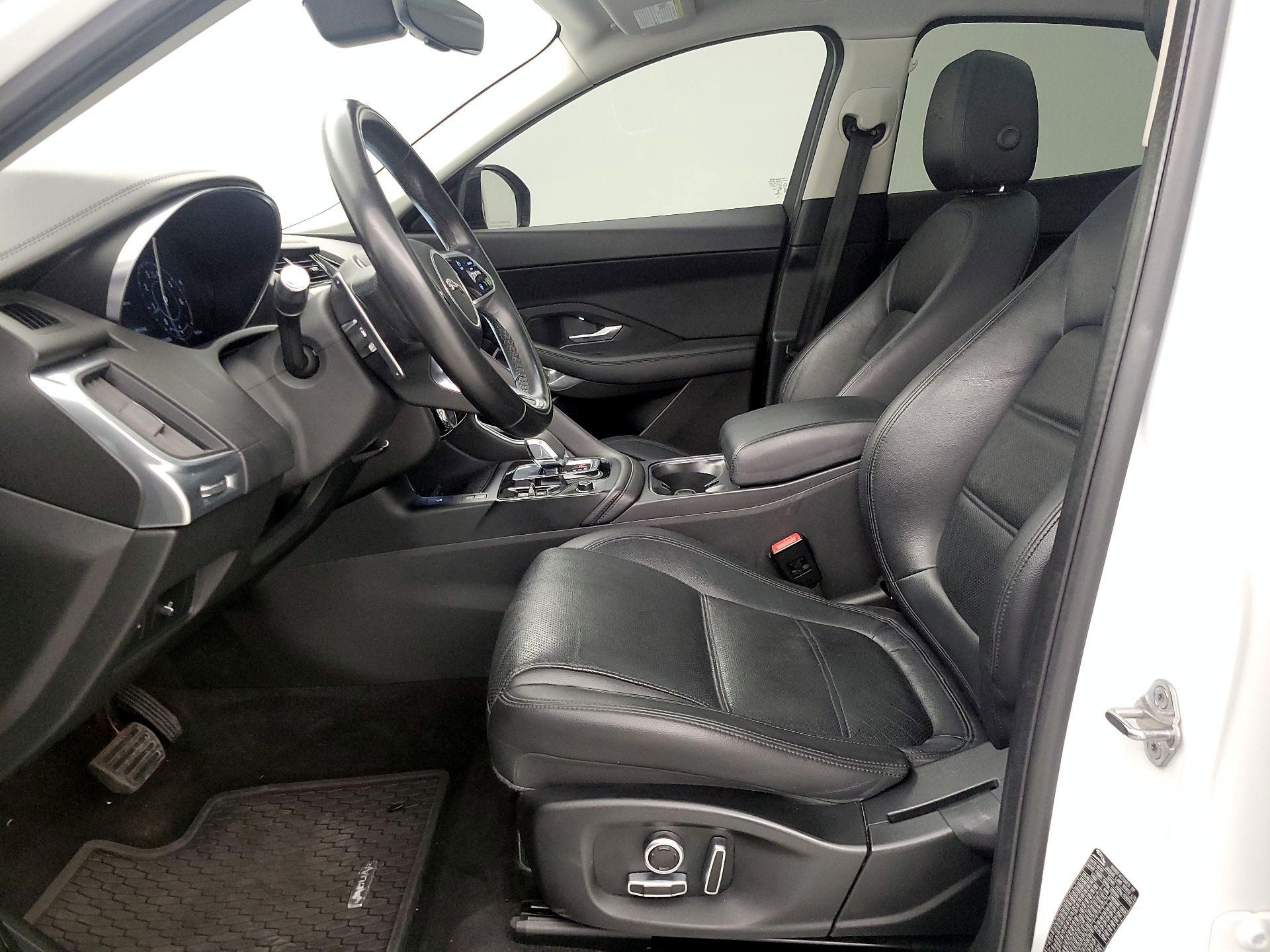 Thumbnail: 2021 Jaguar E-Pace - 11