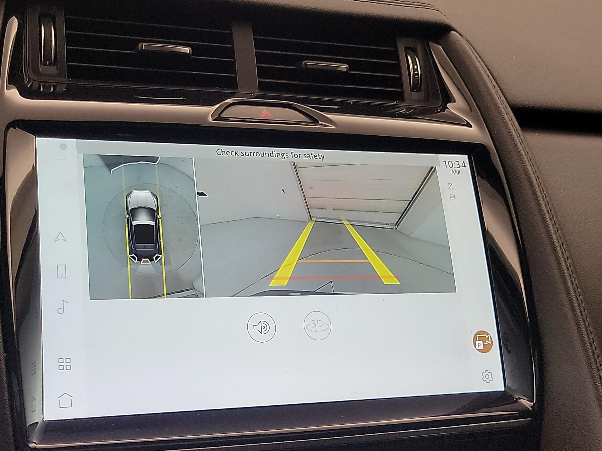 Thumbnail: 2021 Jaguar E-Pace - 15