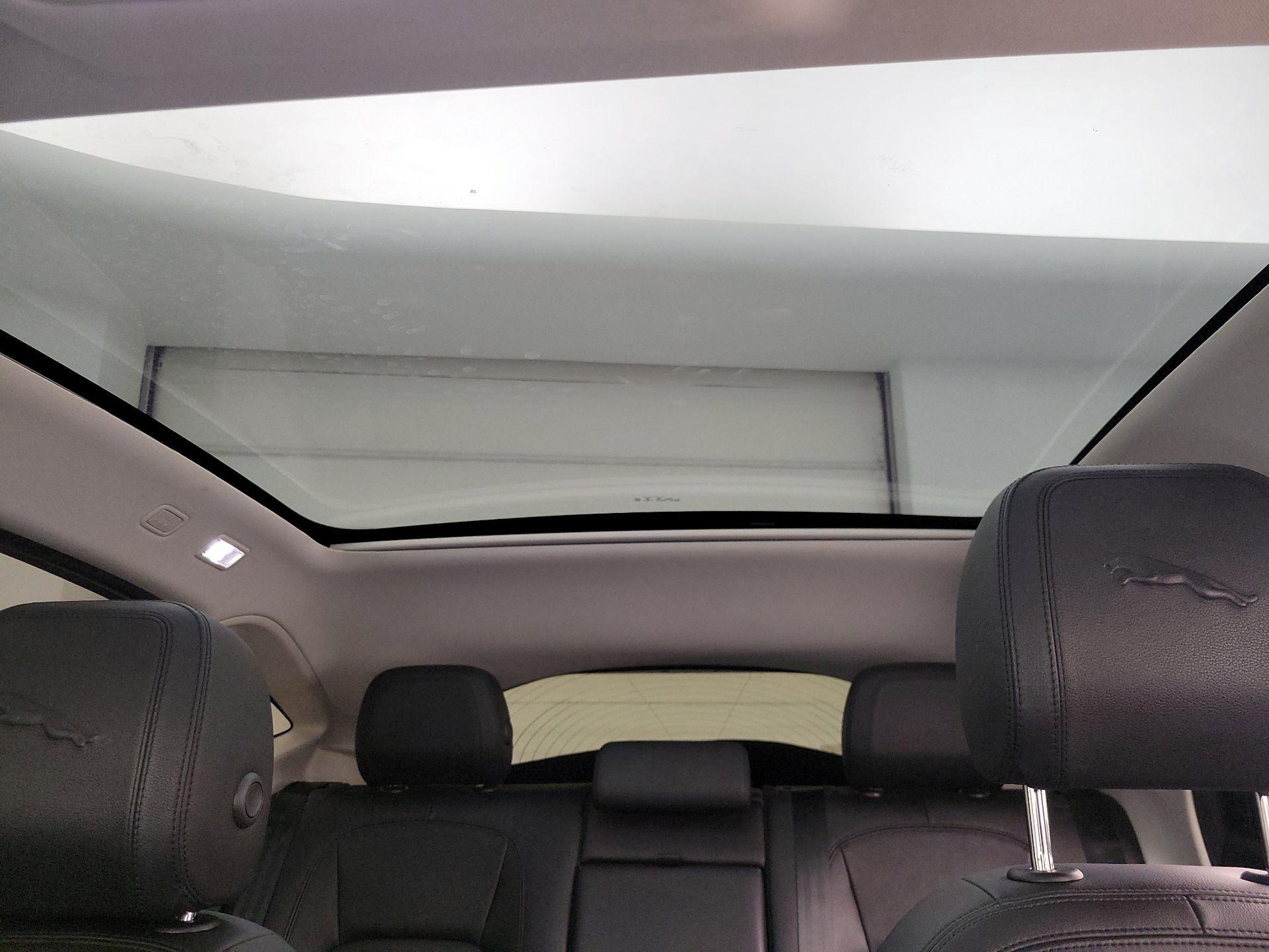 Thumbnail: 2021 Jaguar E-Pace - 20