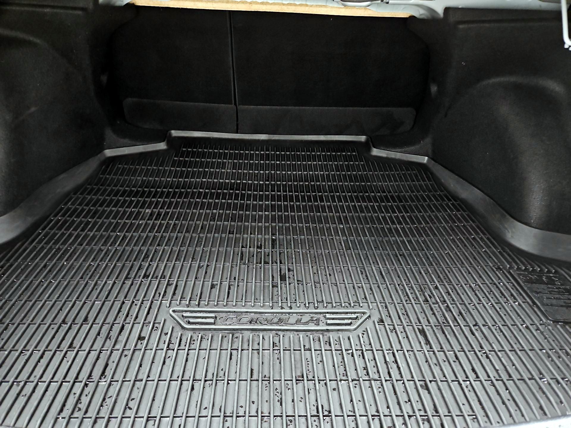 Thumbnail: 2022 Toyota Corolla - 19