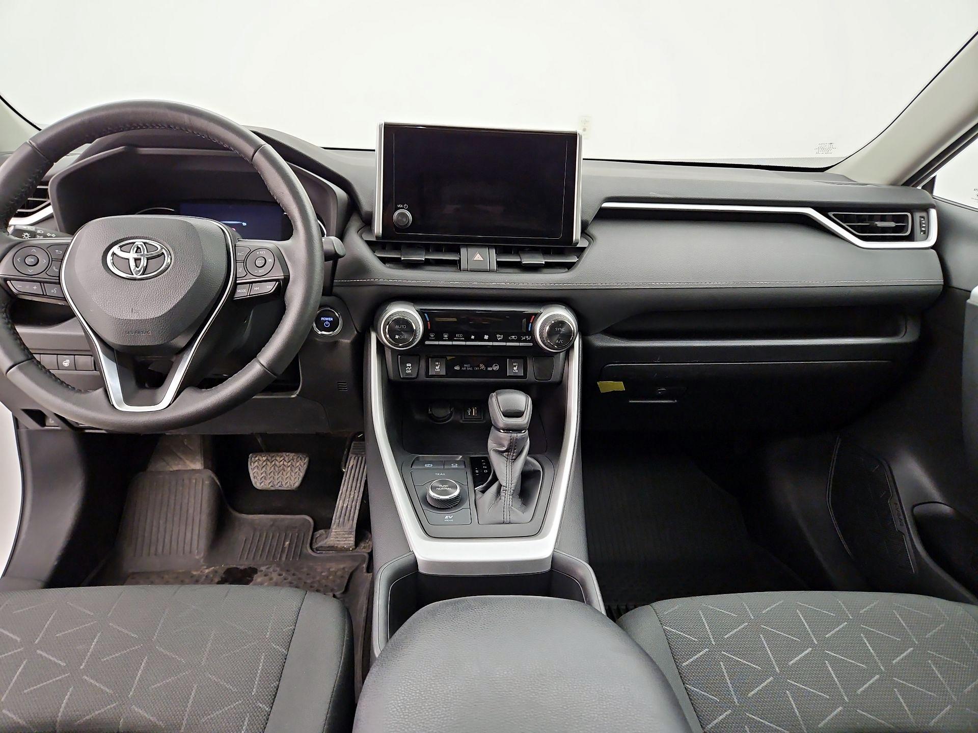 Thumbnail: 2024 Toyota RAV4 - 9