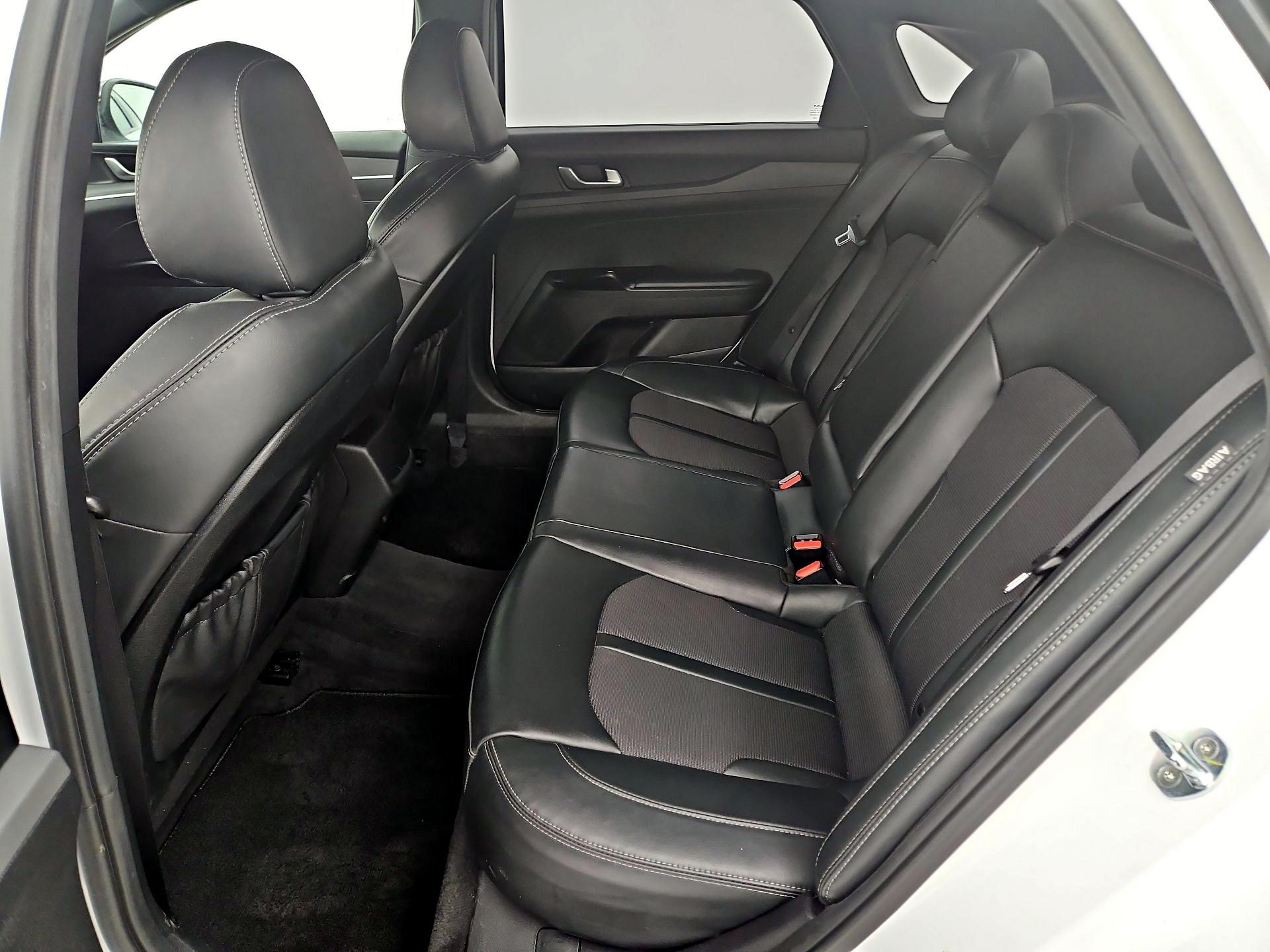 Thumbnail: 2022 Kia K5 - 20