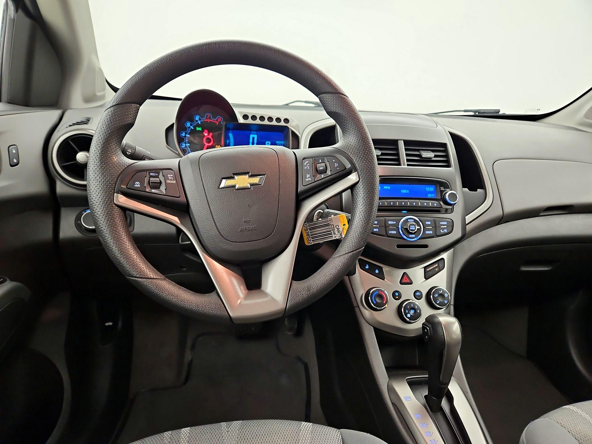 Thumbnail: 2015 Chevrolet Sonic - 10