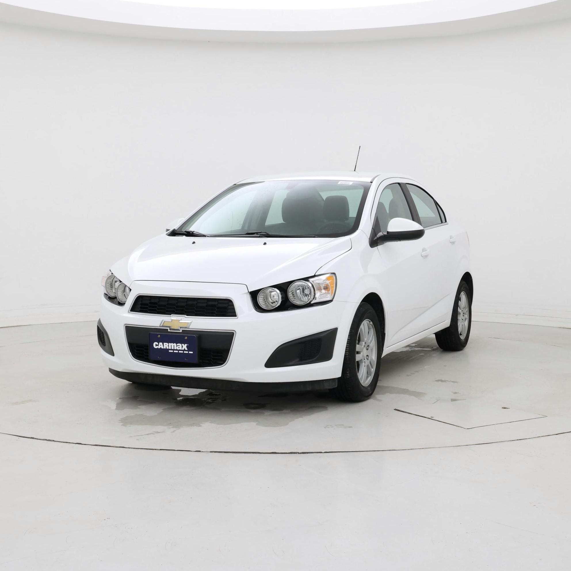 Thumbnail: 2015 Chevrolet Sonic - 4