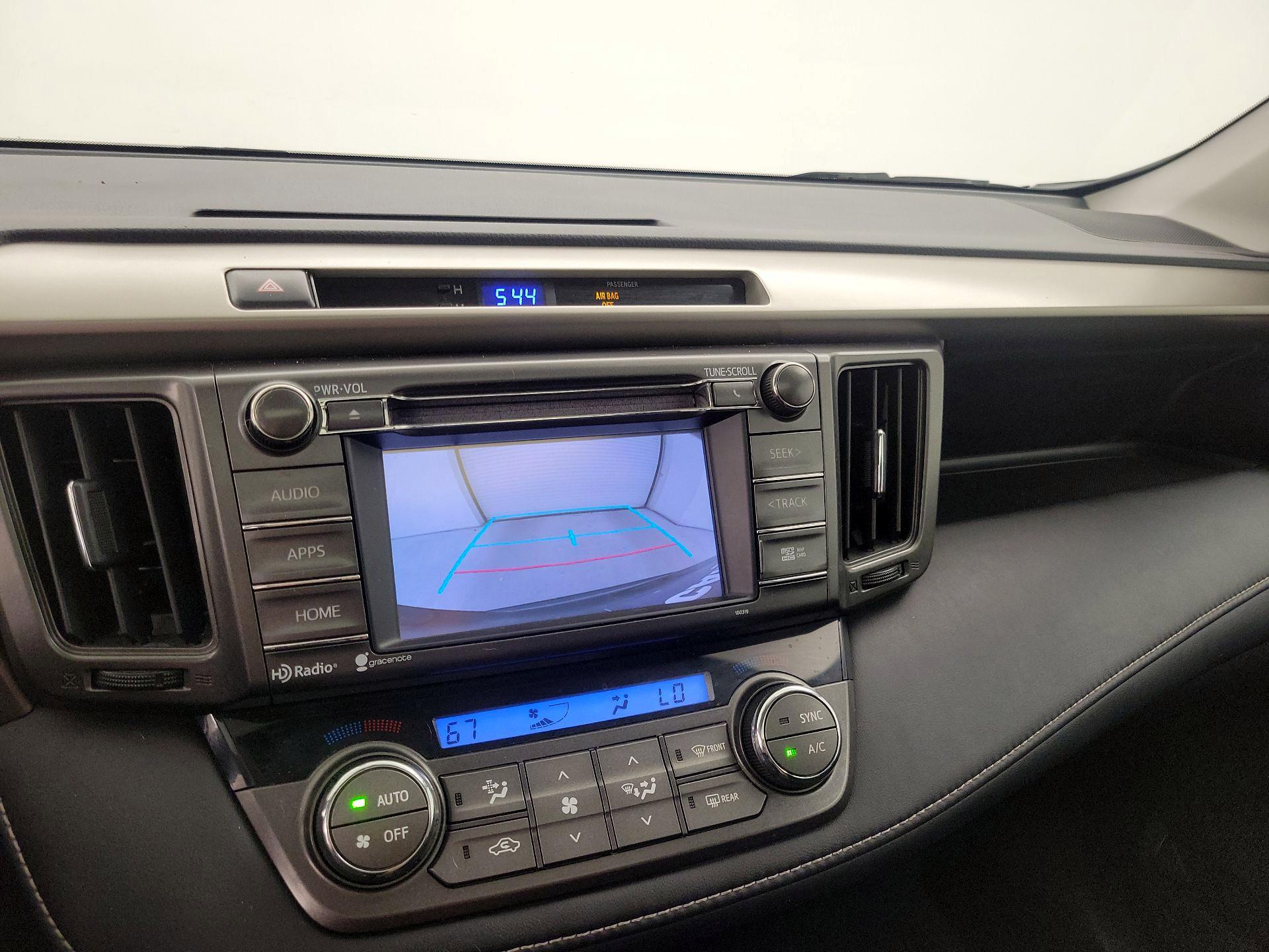 Thumbnail: 2015 Toyota RAV4 - 14