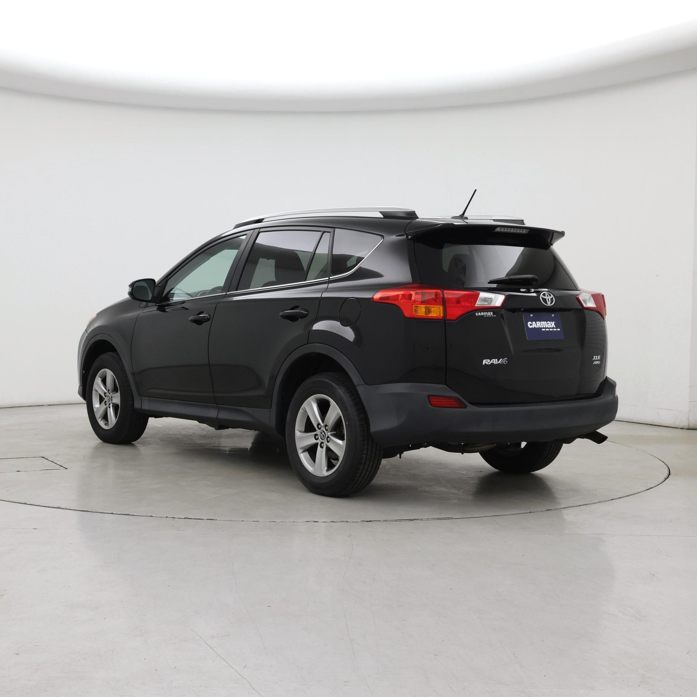 Thumbnail: 2015 Toyota RAV4 - 2