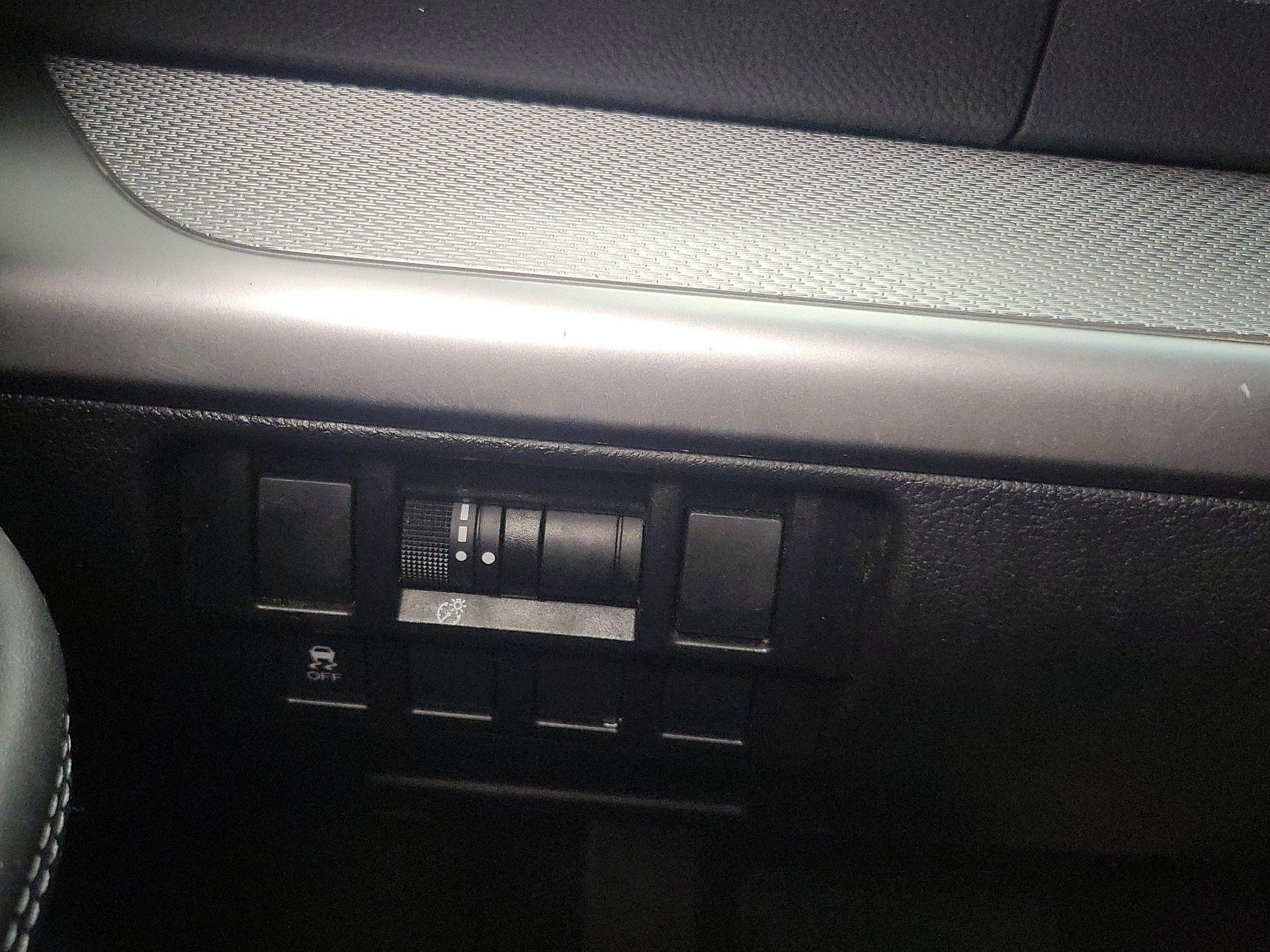 Thumbnail: 2018 Subaru Outback - 13