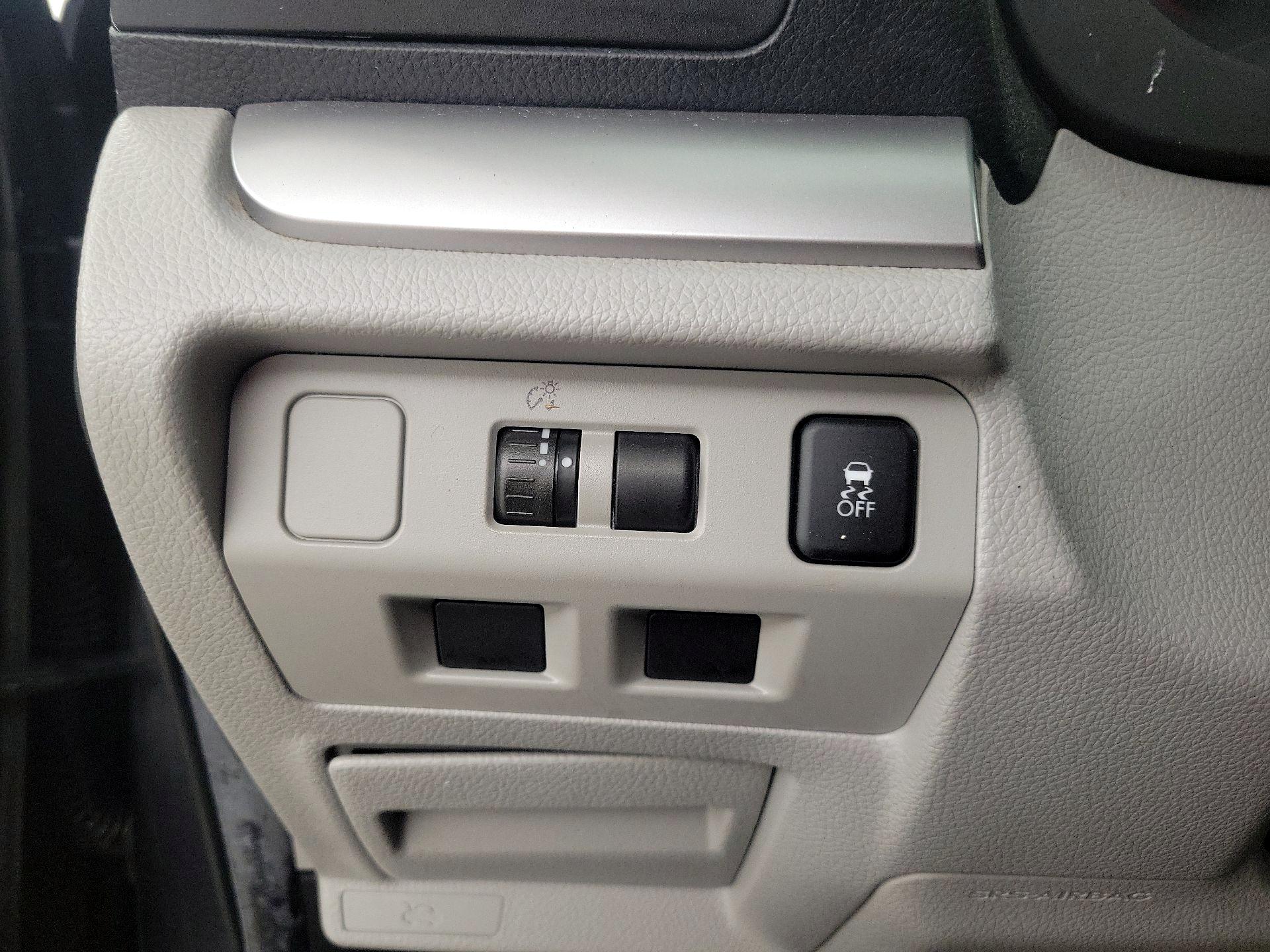 Thumbnail: 2014 Subaru Forester - 13