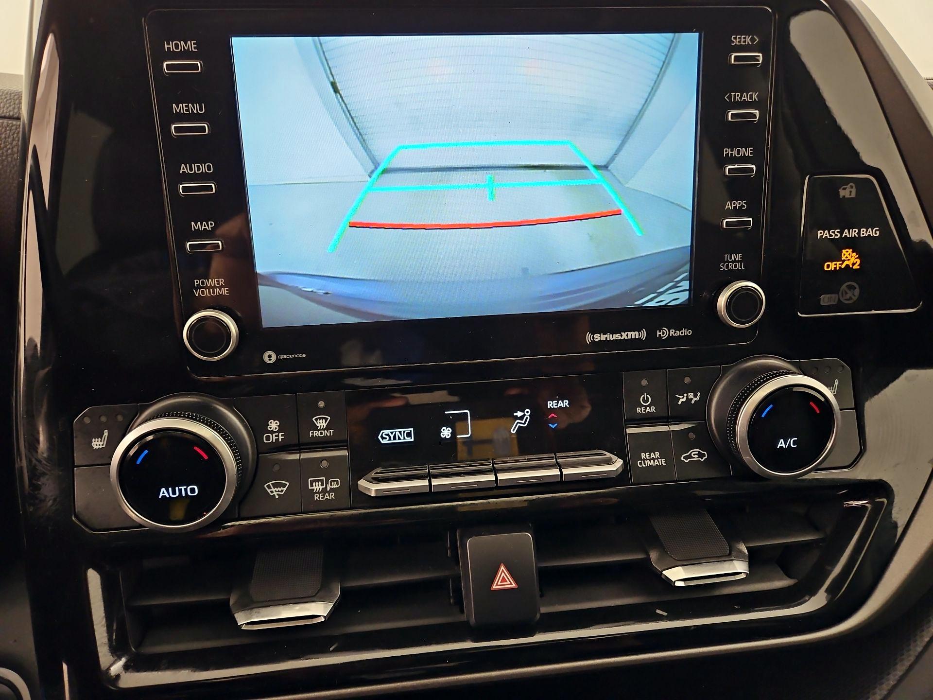 Thumbnail: 2021 Toyota Highlander - 14