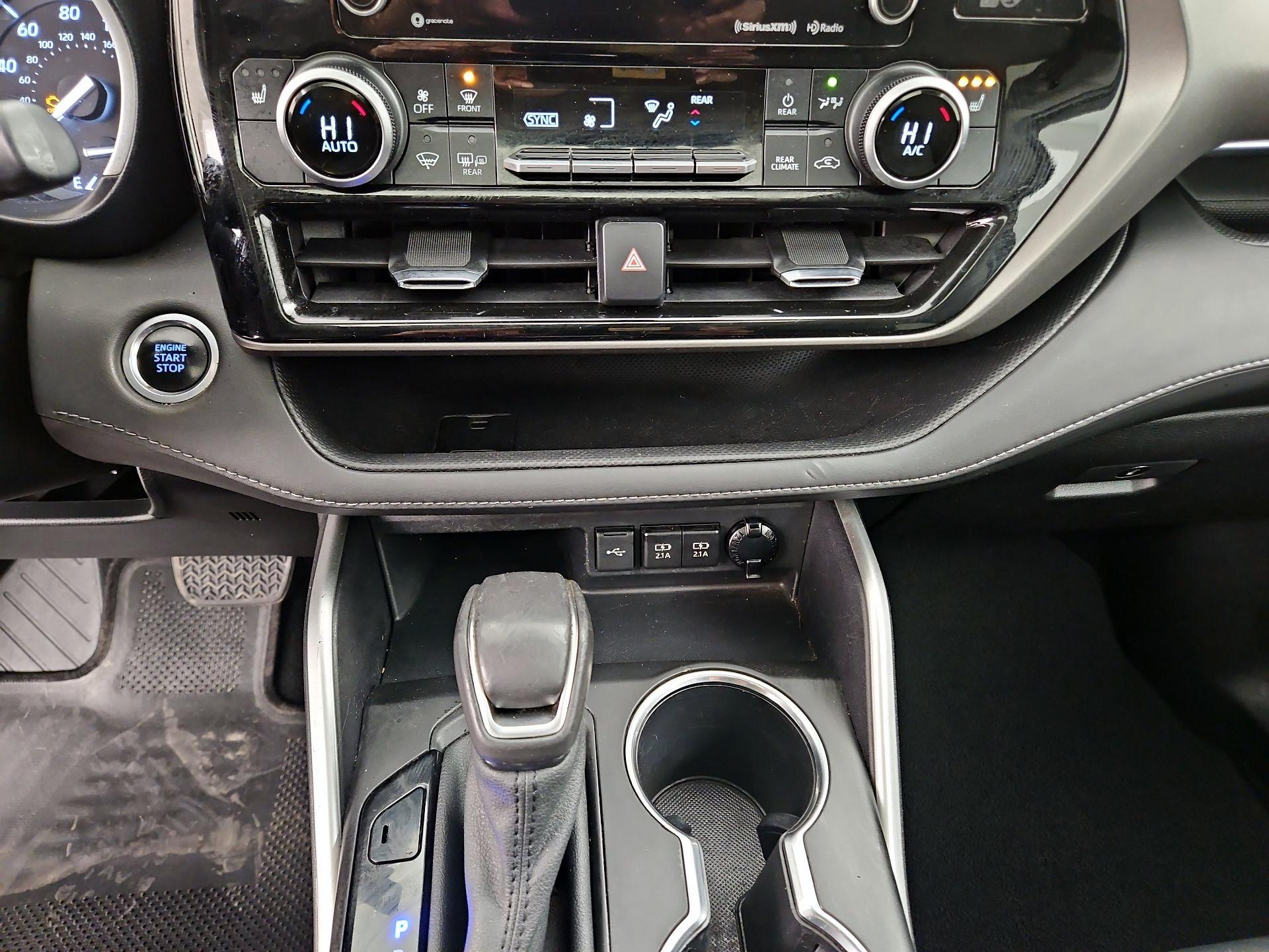 Thumbnail: 2021 Toyota Highlander - 16