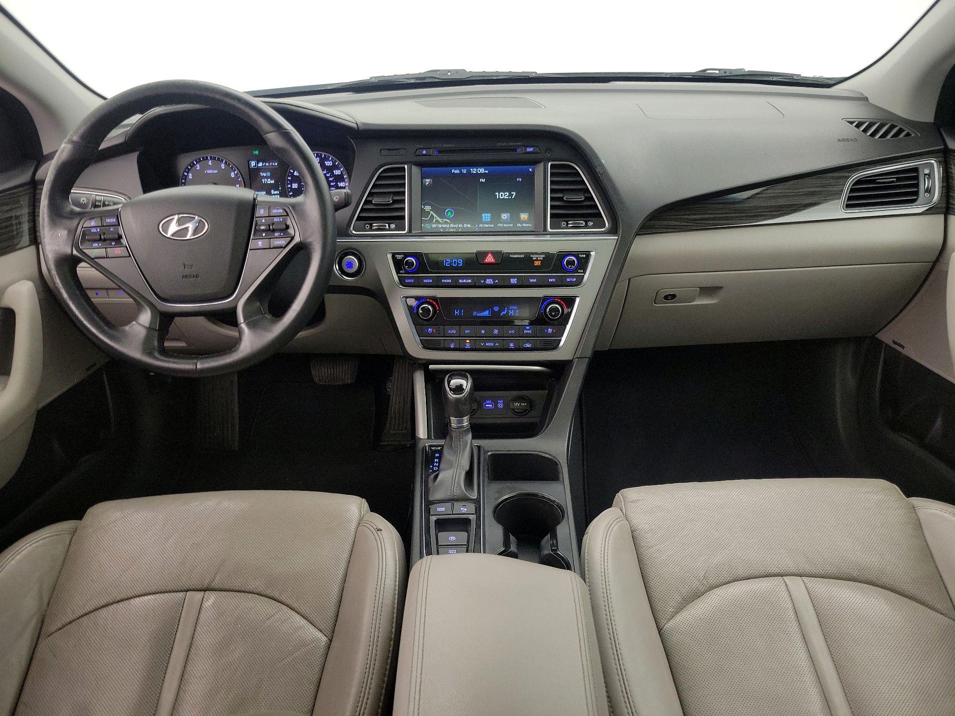 Thumbnail: 2015 Hyundai Sonata - 9