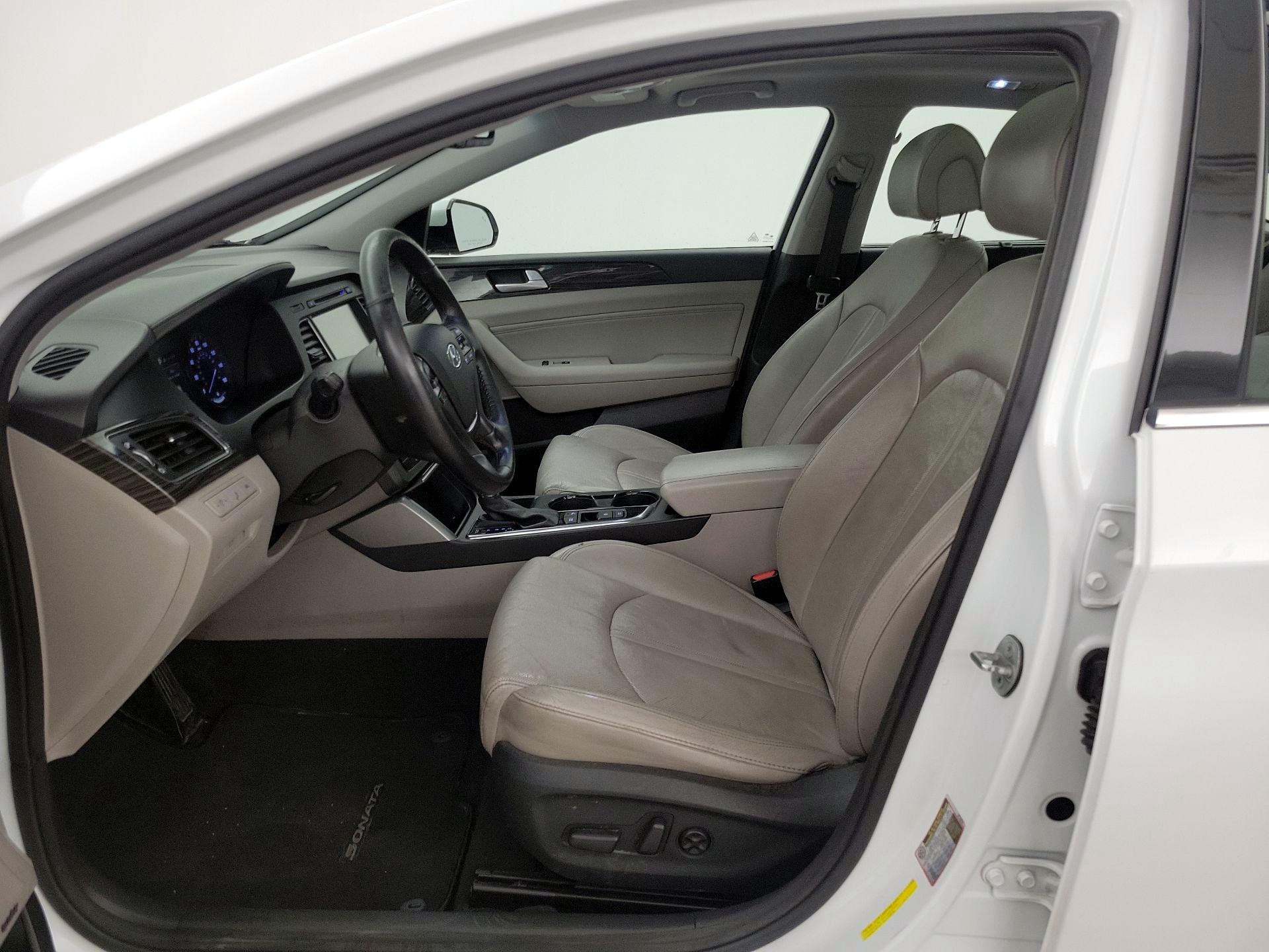 Thumbnail: 2015 Hyundai Sonata - 11