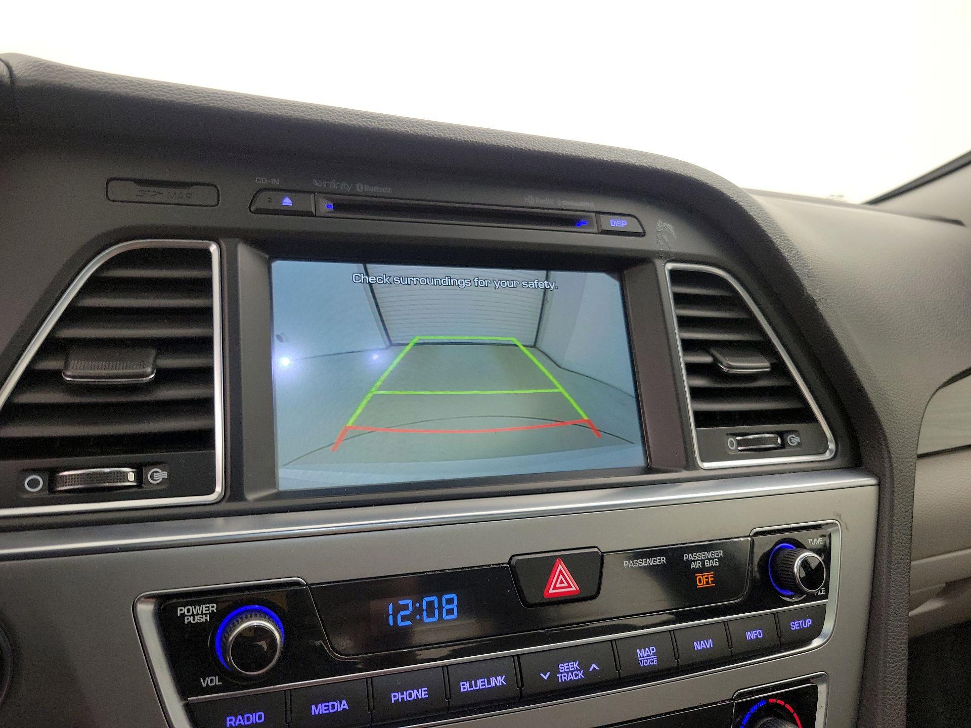 Thumbnail: 2015 Hyundai Sonata - 15