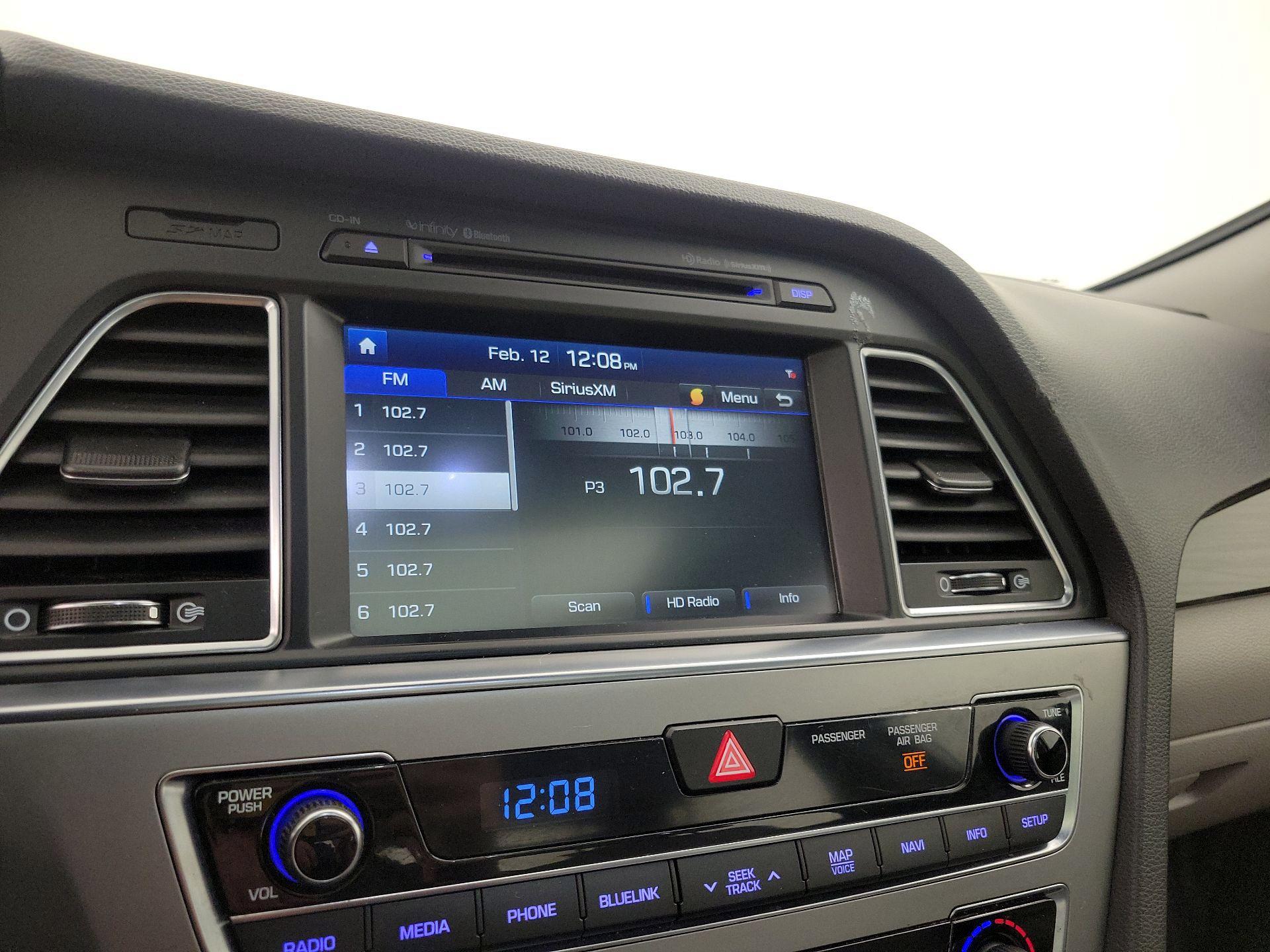 Thumbnail: 2015 Hyundai Sonata - 16