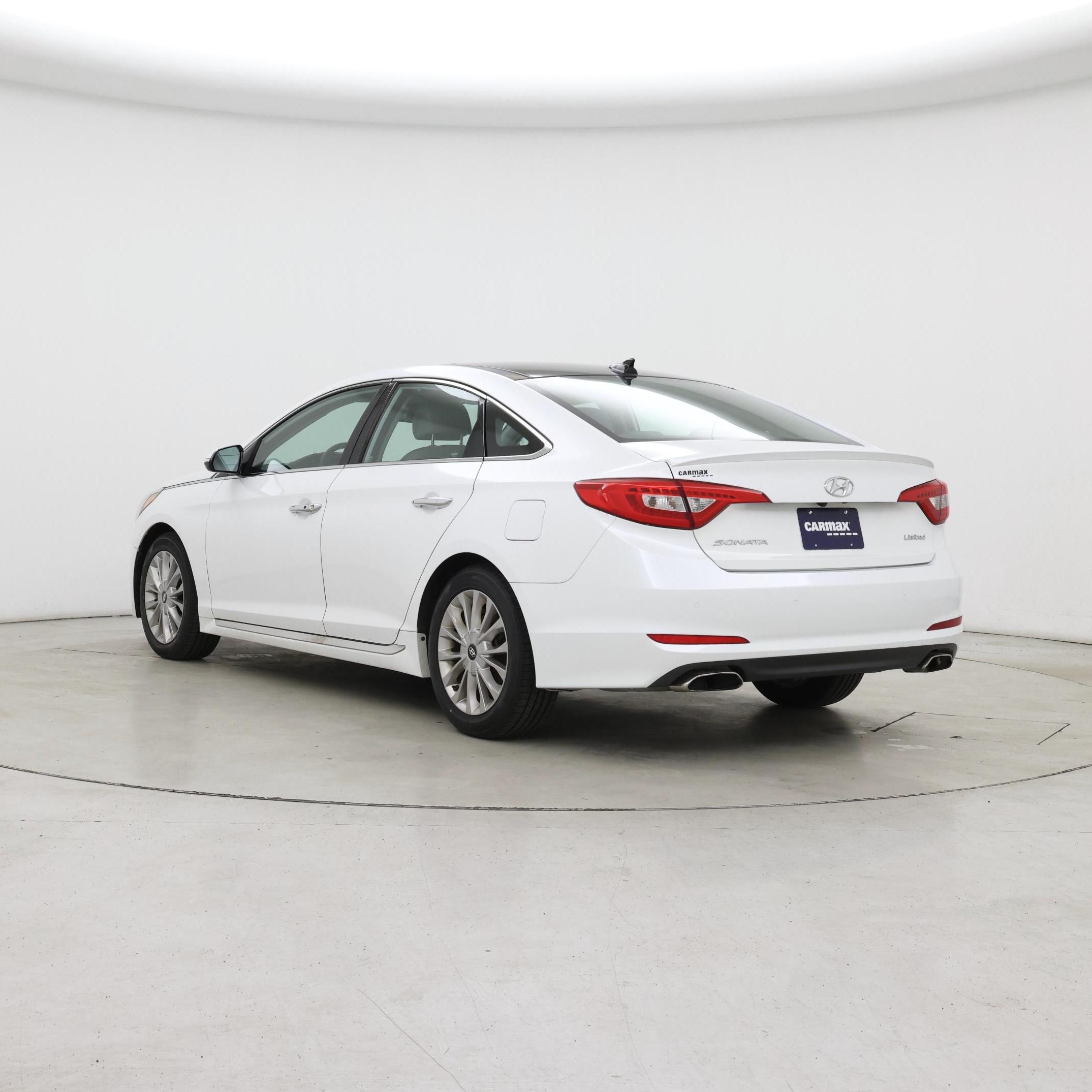 Thumbnail: 2015 Hyundai Sonata - 2
