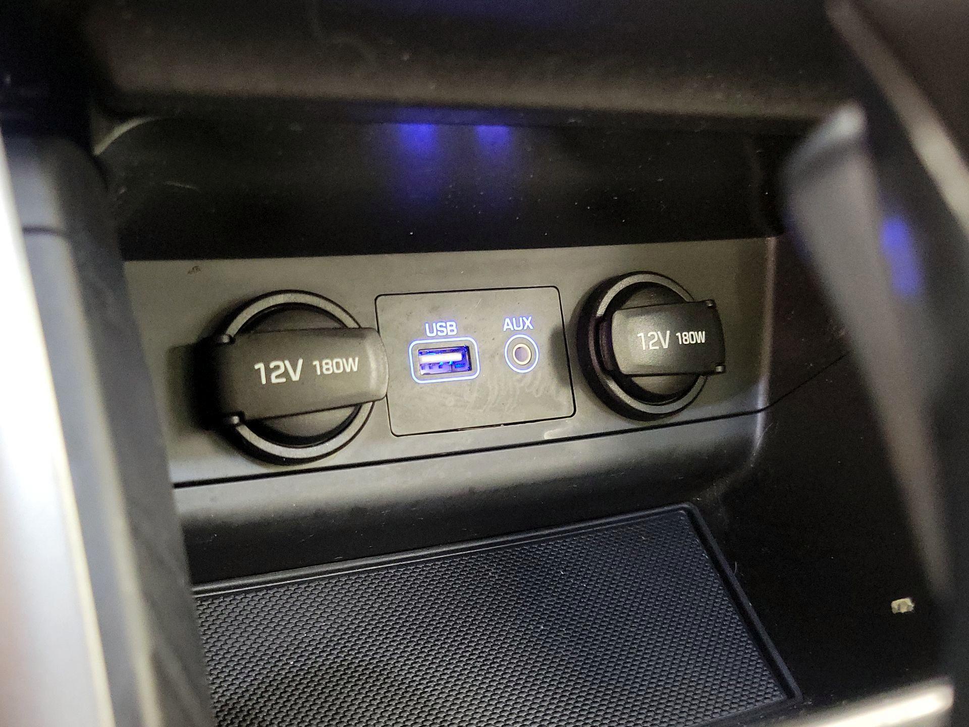 Thumbnail: 2015 Hyundai Sonata - 19