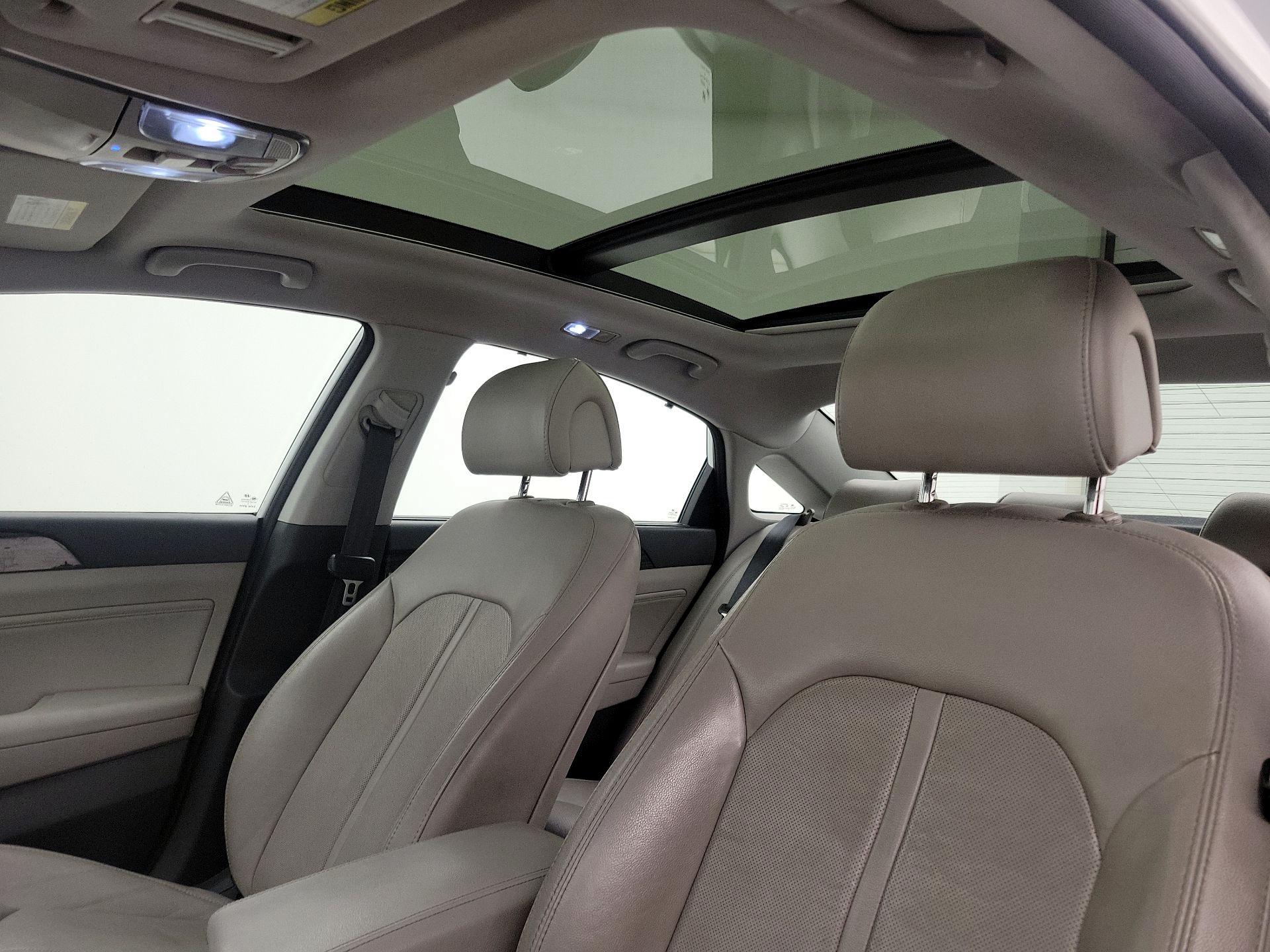 Thumbnail: 2015 Hyundai Sonata - 20