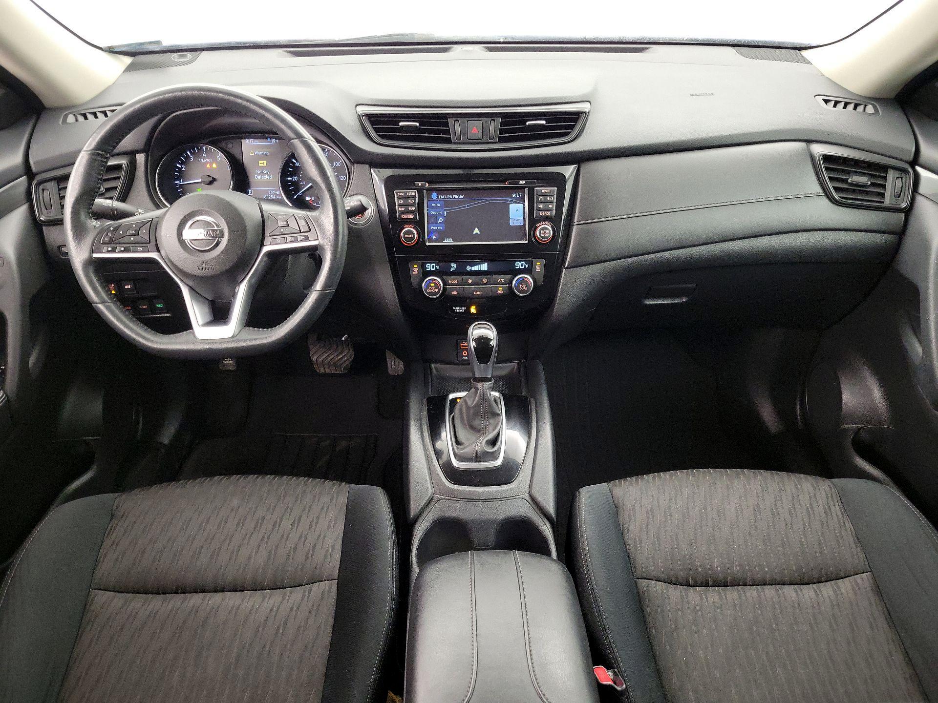 Thumbnail: 2017 Nissan Rogue - 9