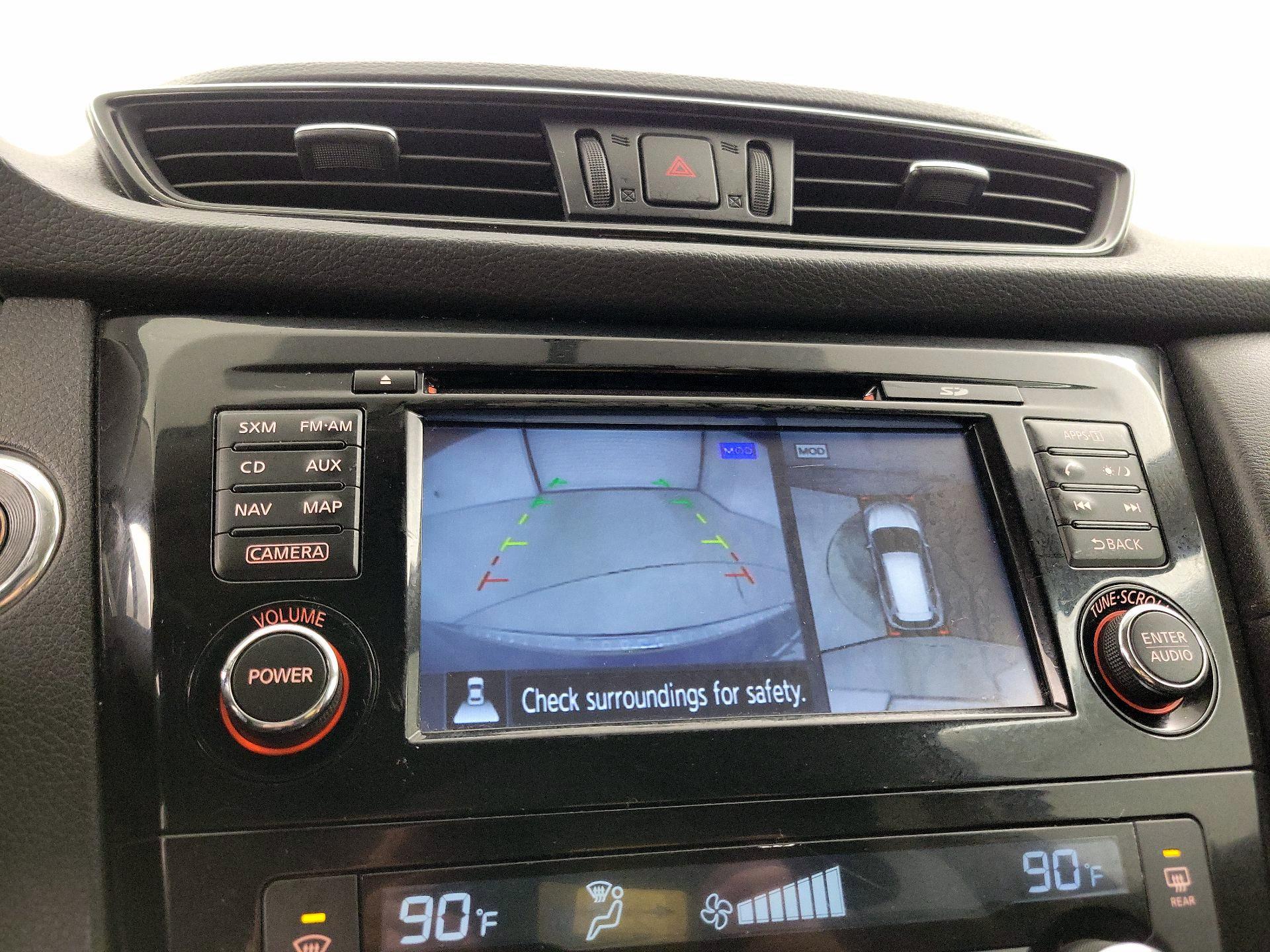 Thumbnail: 2017 Nissan Rogue - 15