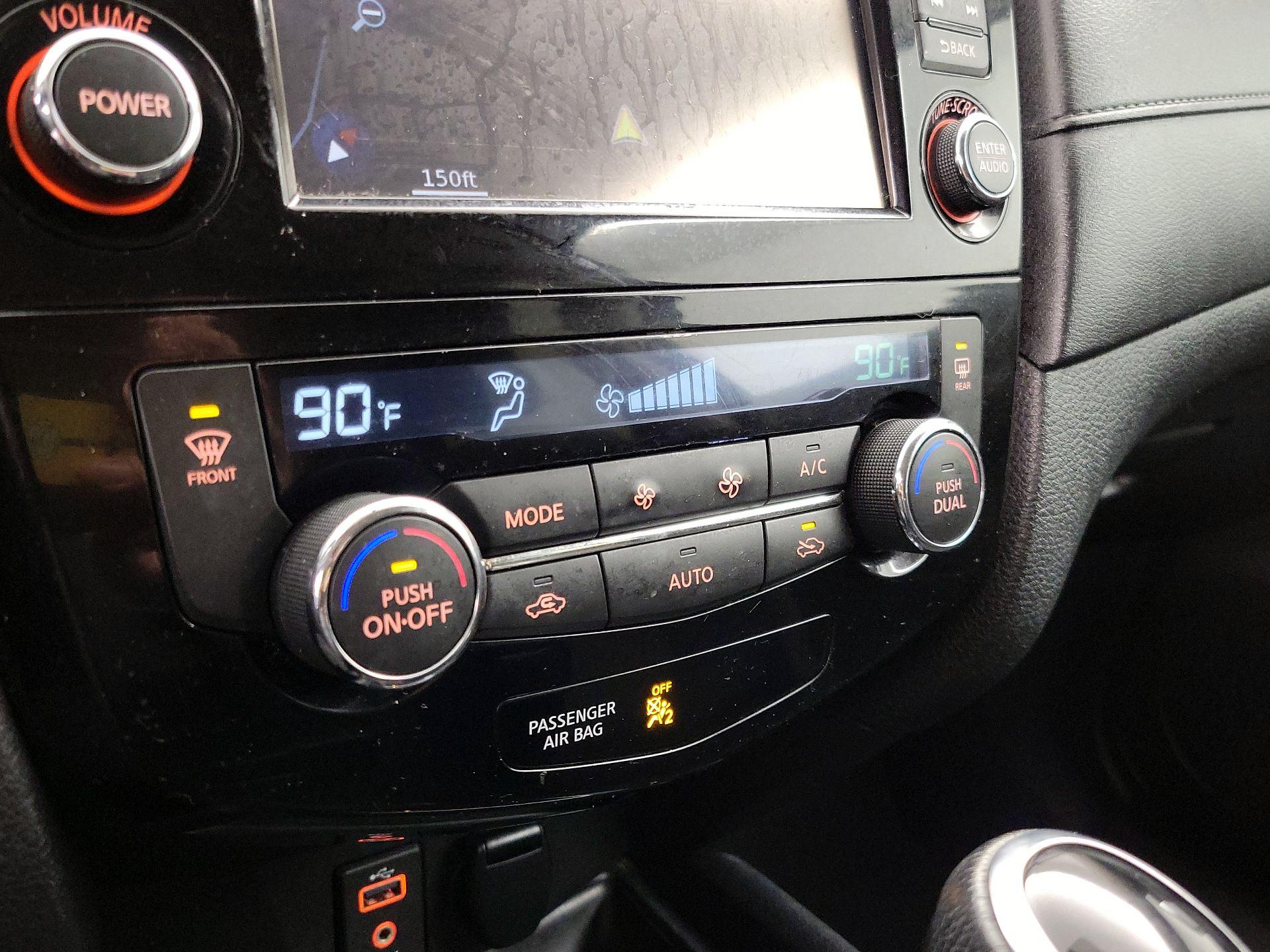 Thumbnail: 2017 Nissan Rogue - 17