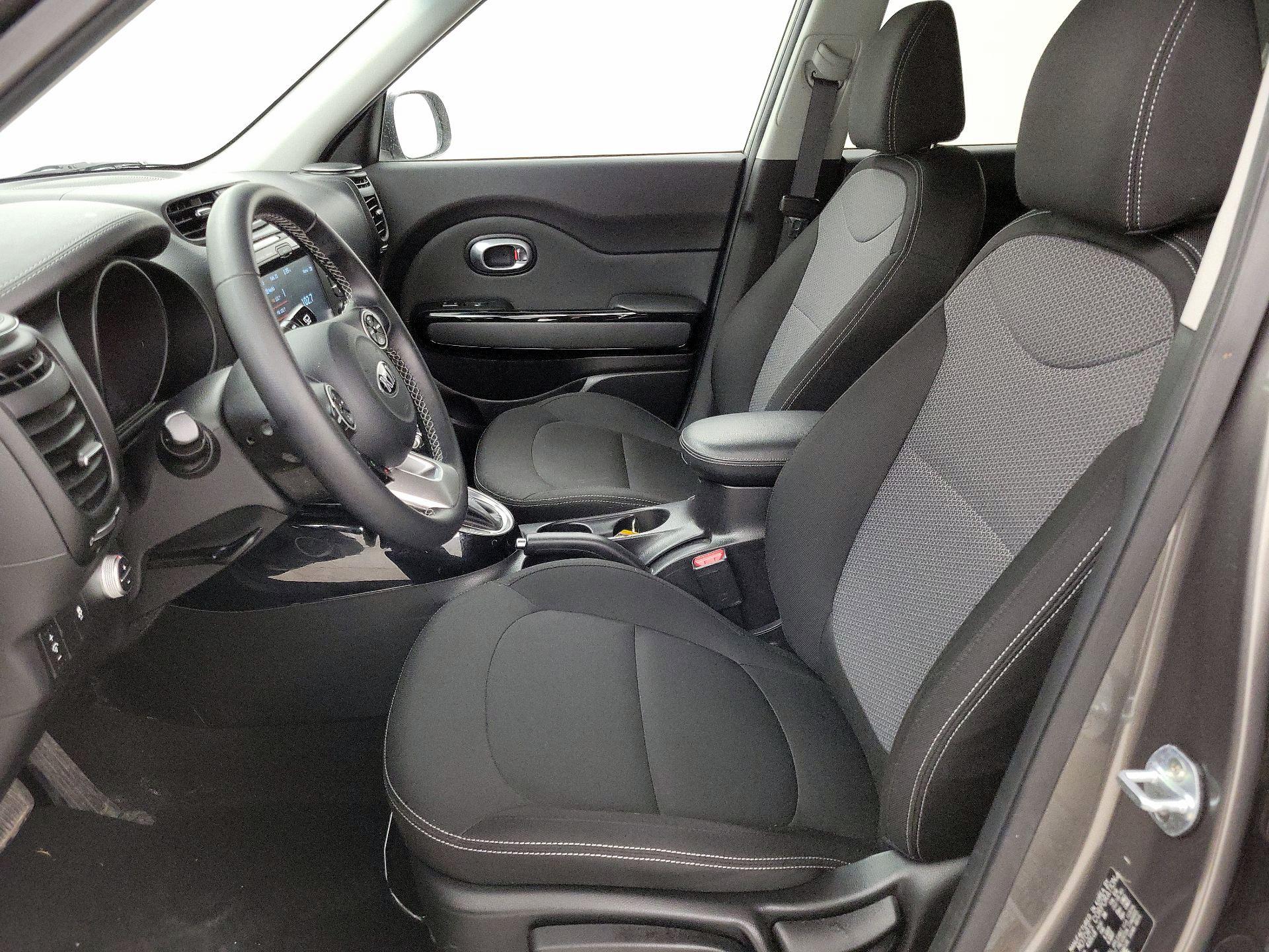 Thumbnail: 2019 Kia Soul - 11