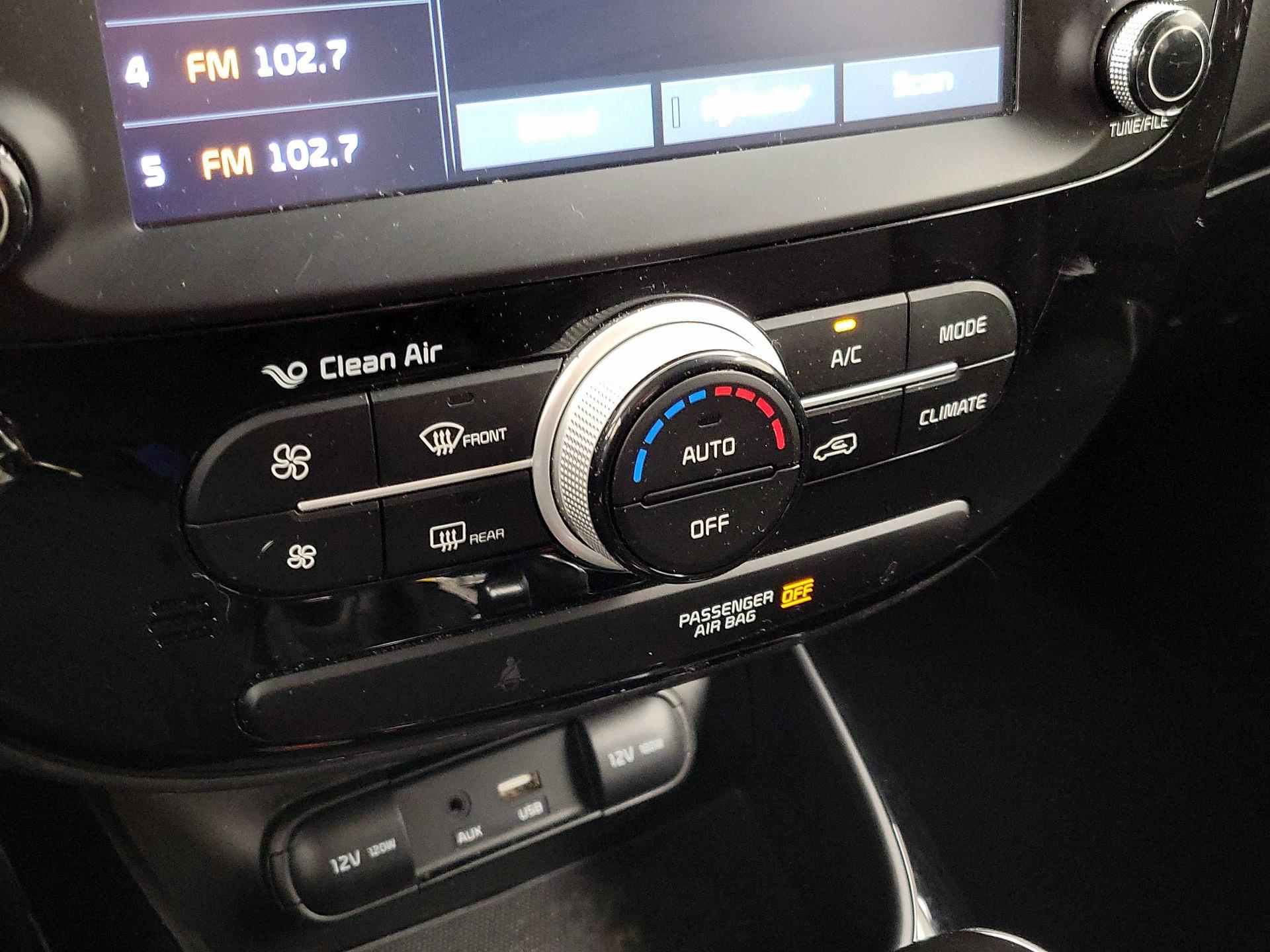 Thumbnail: 2019 Kia Soul - 17