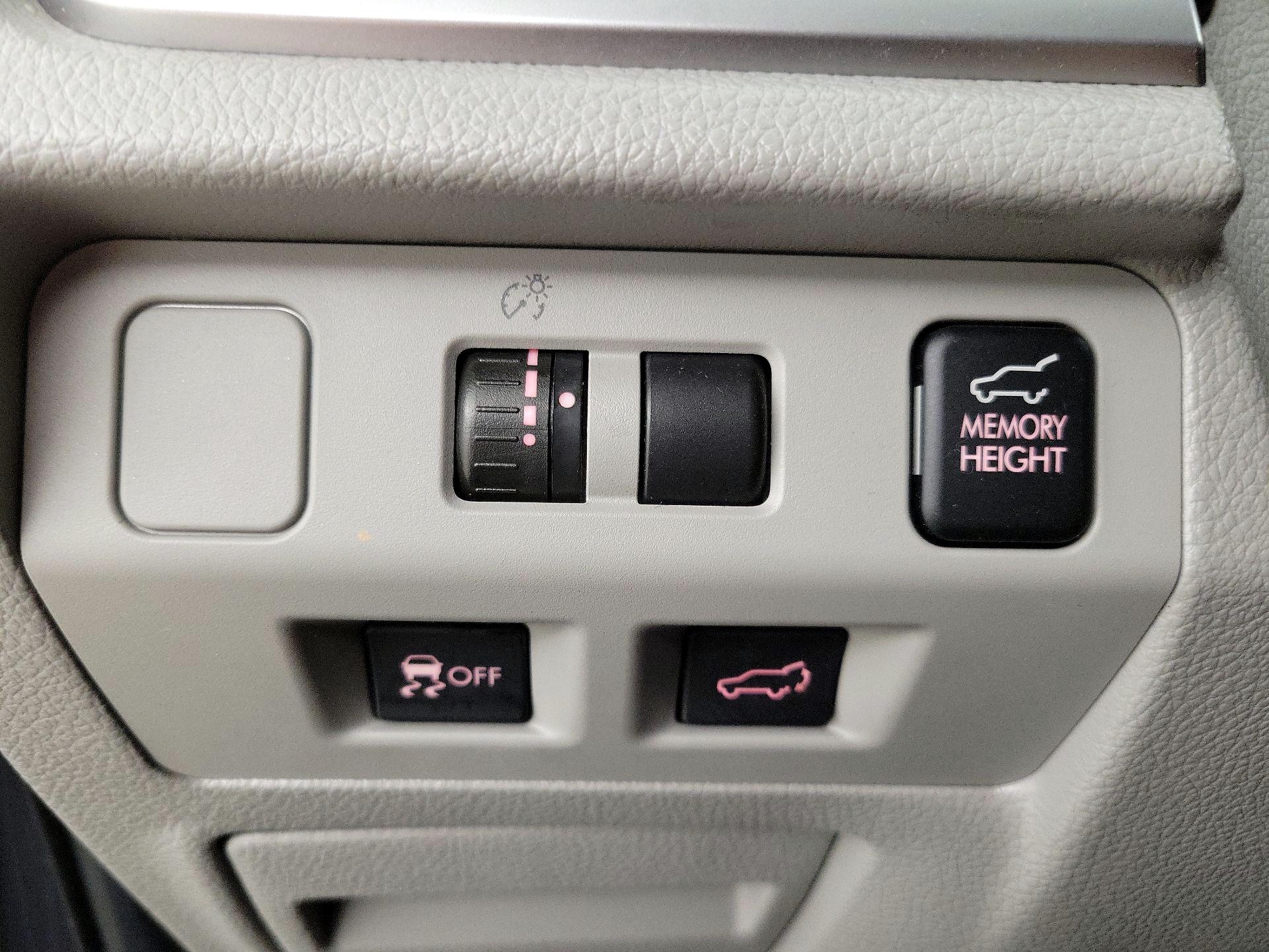 Thumbnail: 2014 Subaru Forester - 13