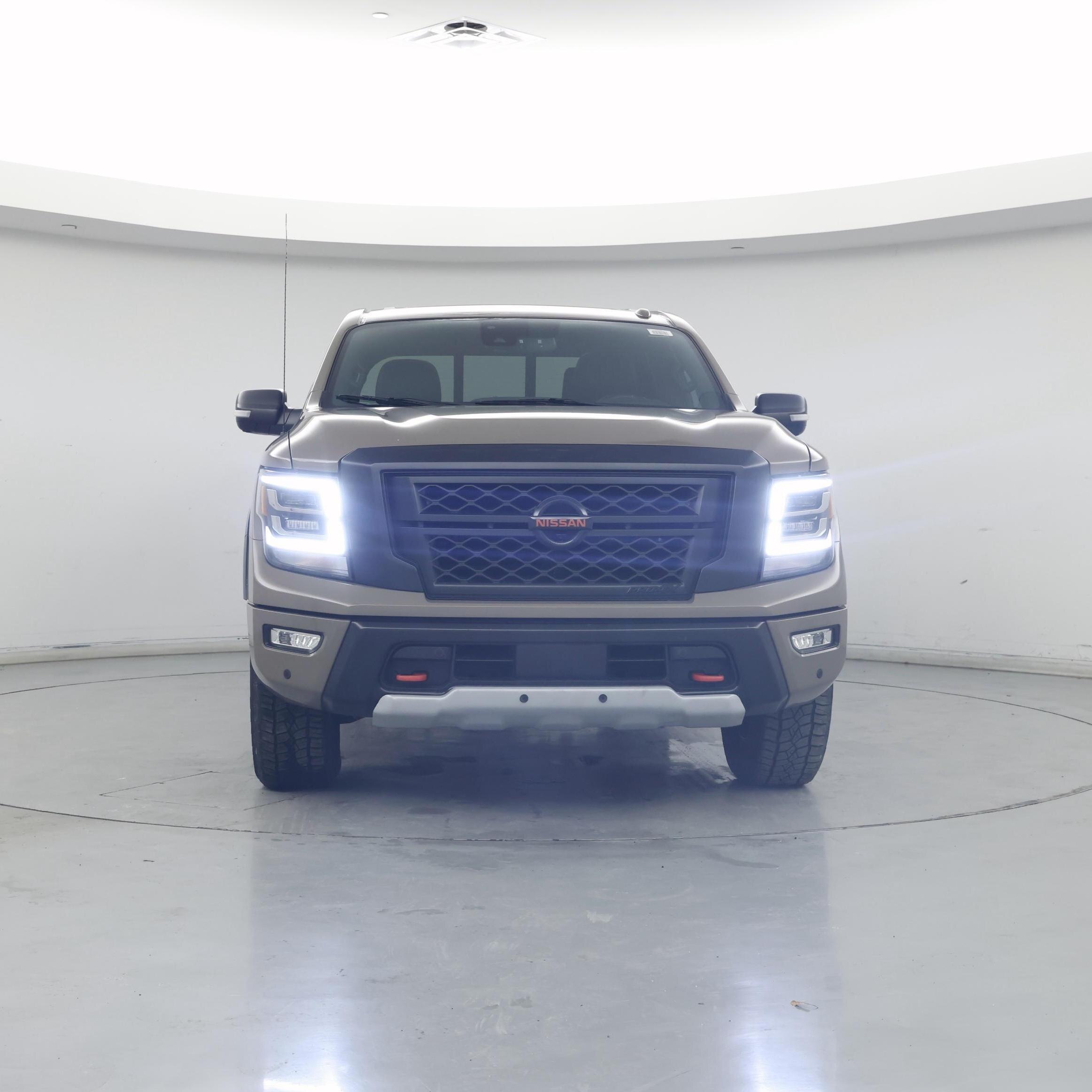 Thumbnail: 2021 Nissan Titan - 5