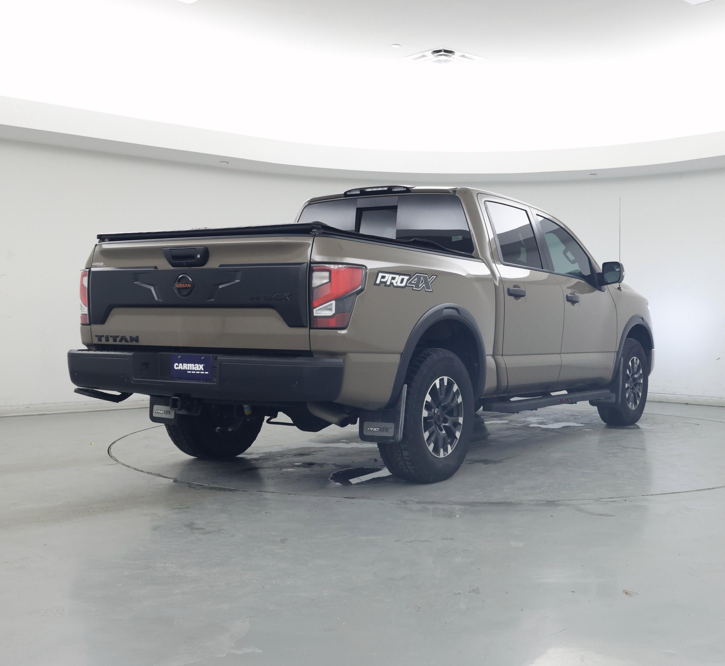 Thumbnail: 2021 Nissan Titan - 8