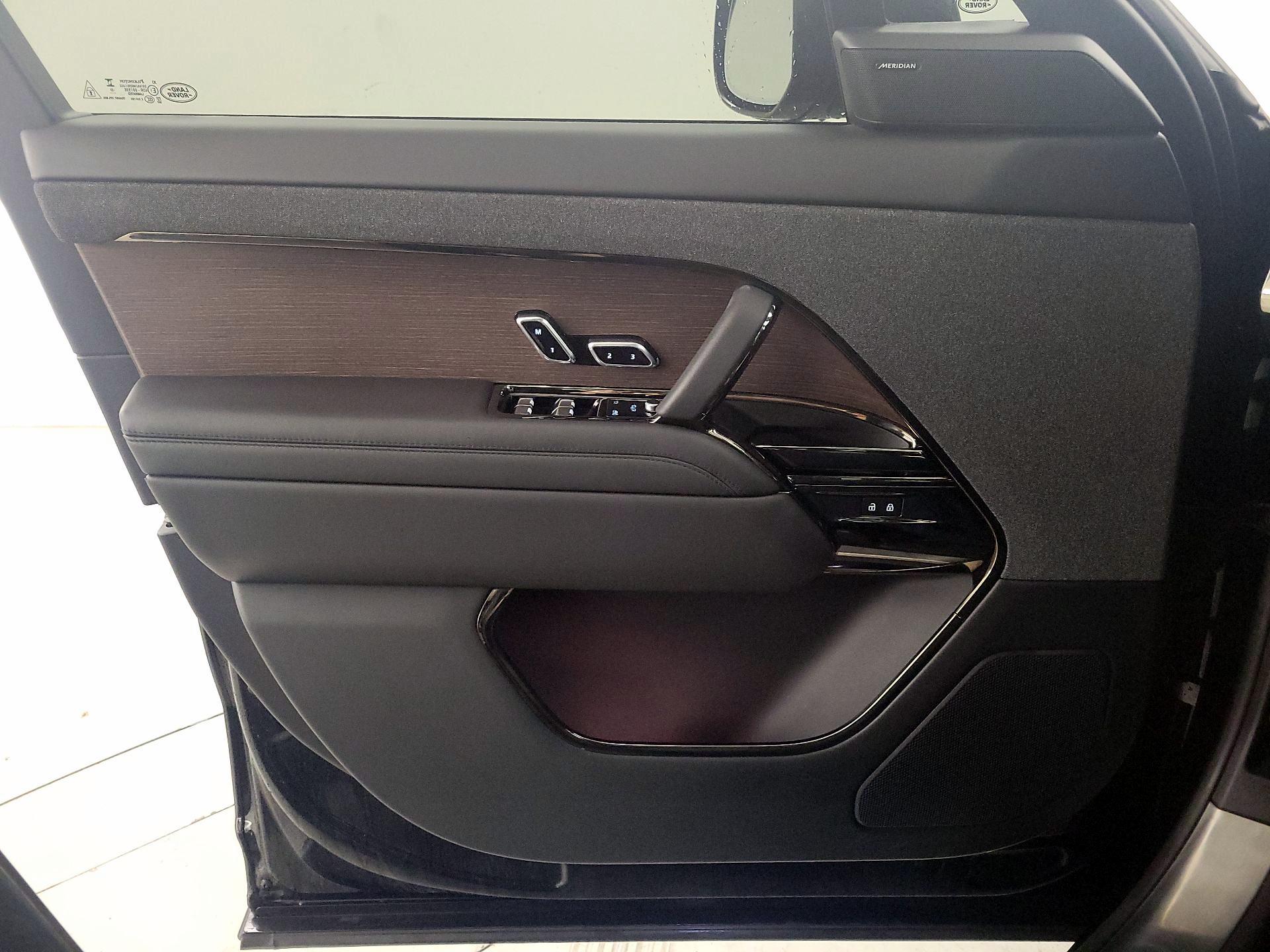 Thumbnail: 2024 Land Rover Range Rover Sport - 12