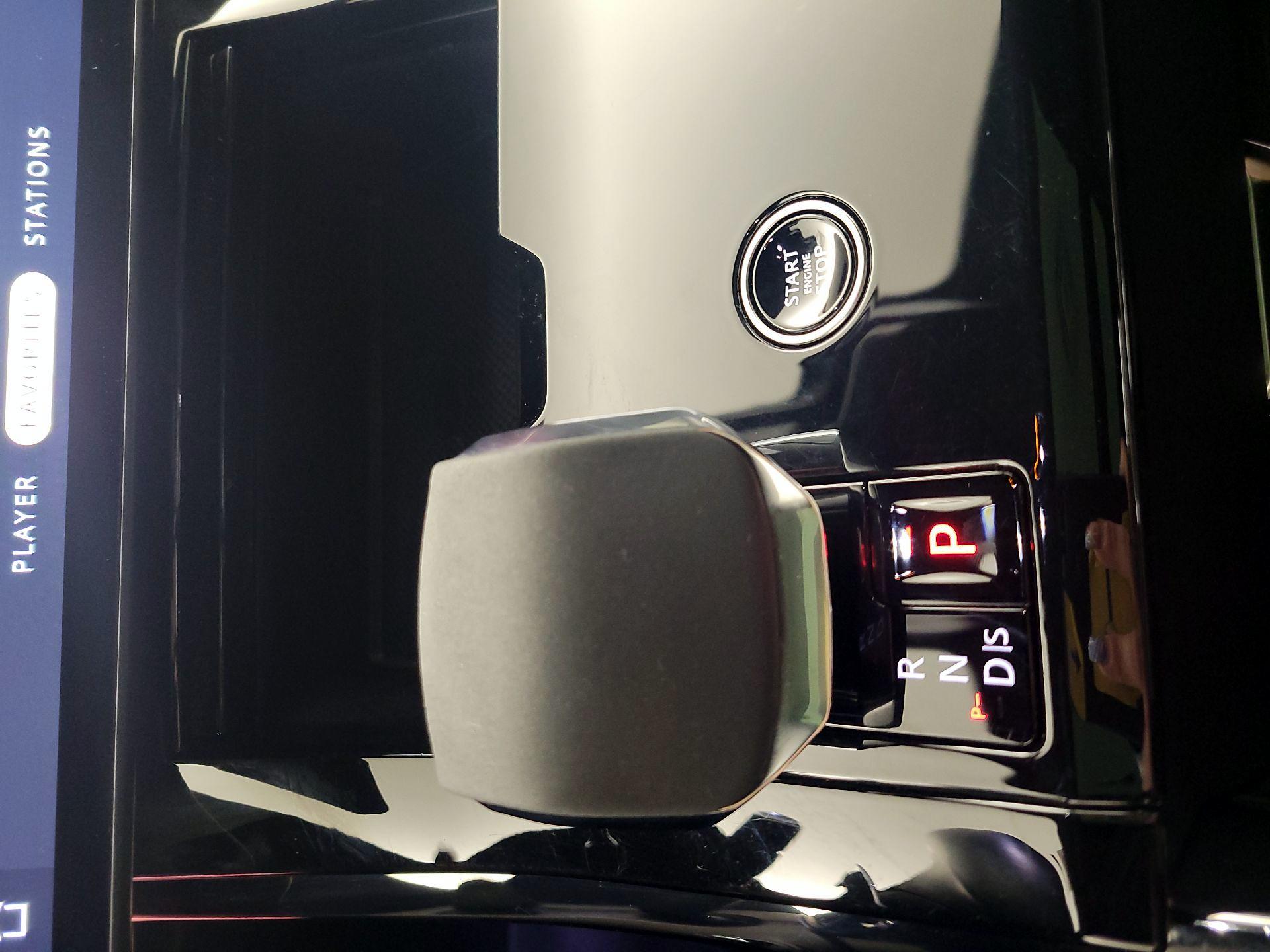 Thumbnail: 2024 Land Rover Range Rover Sport - 18