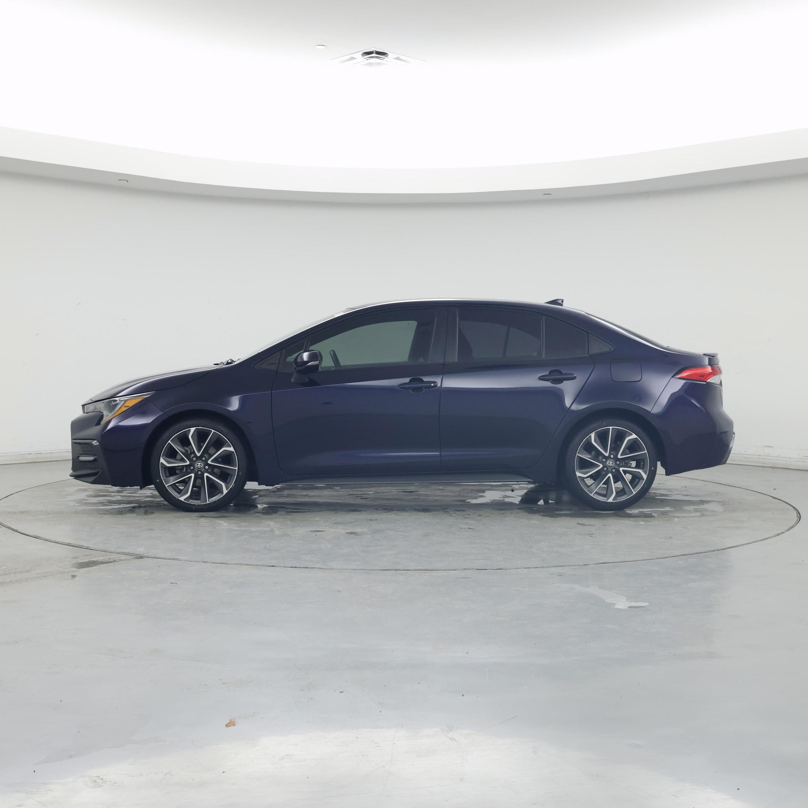 Thumbnail: 2021 Toyota Corolla - 3