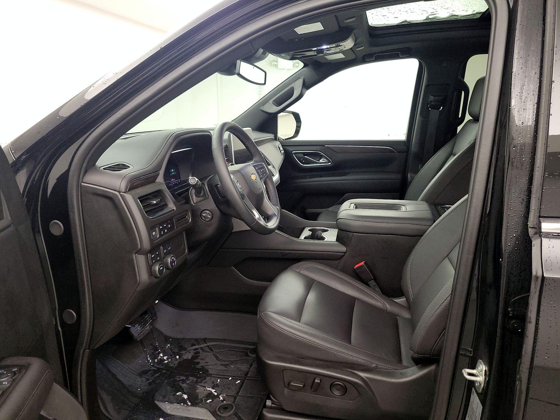 Thumbnail: 2024 Chevrolet Suburban - 11