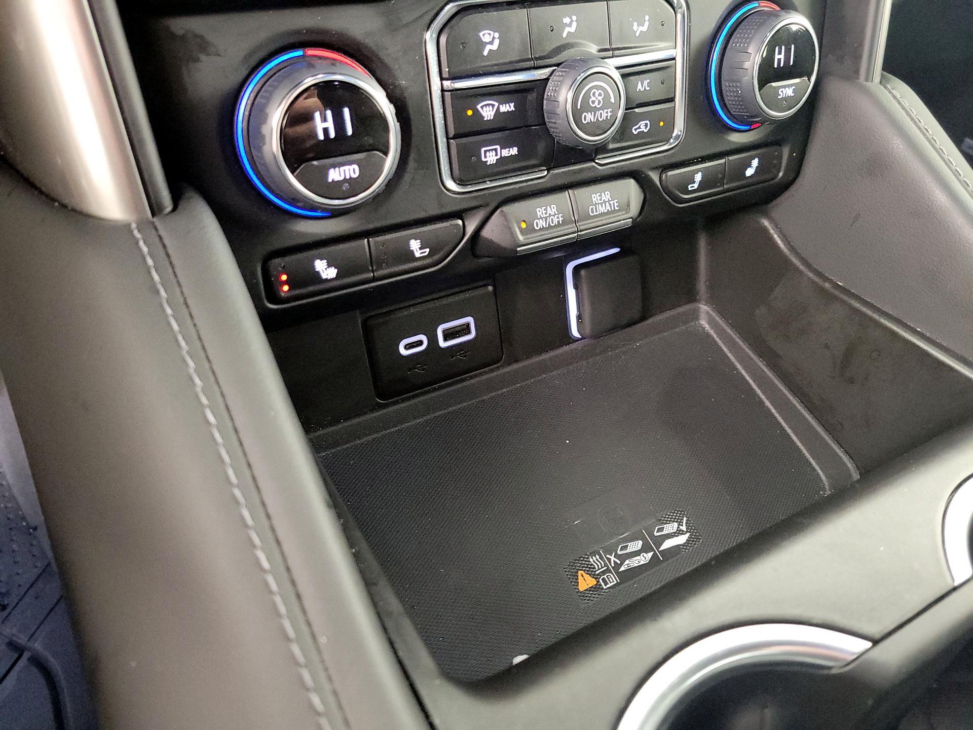 Thumbnail: 2024 Chevrolet Suburban - 18