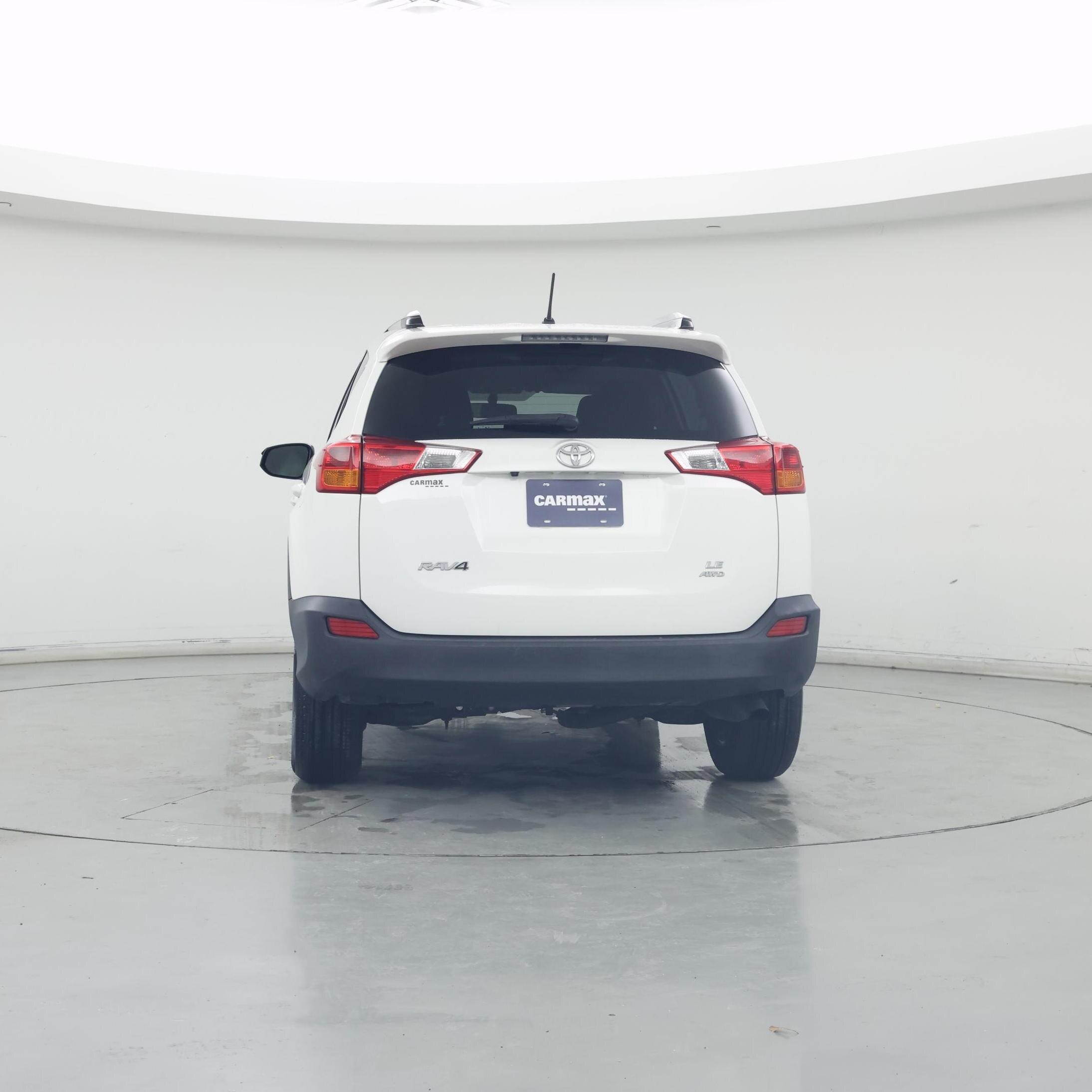 Thumbnail: 2015 Toyota RAV4 - 6