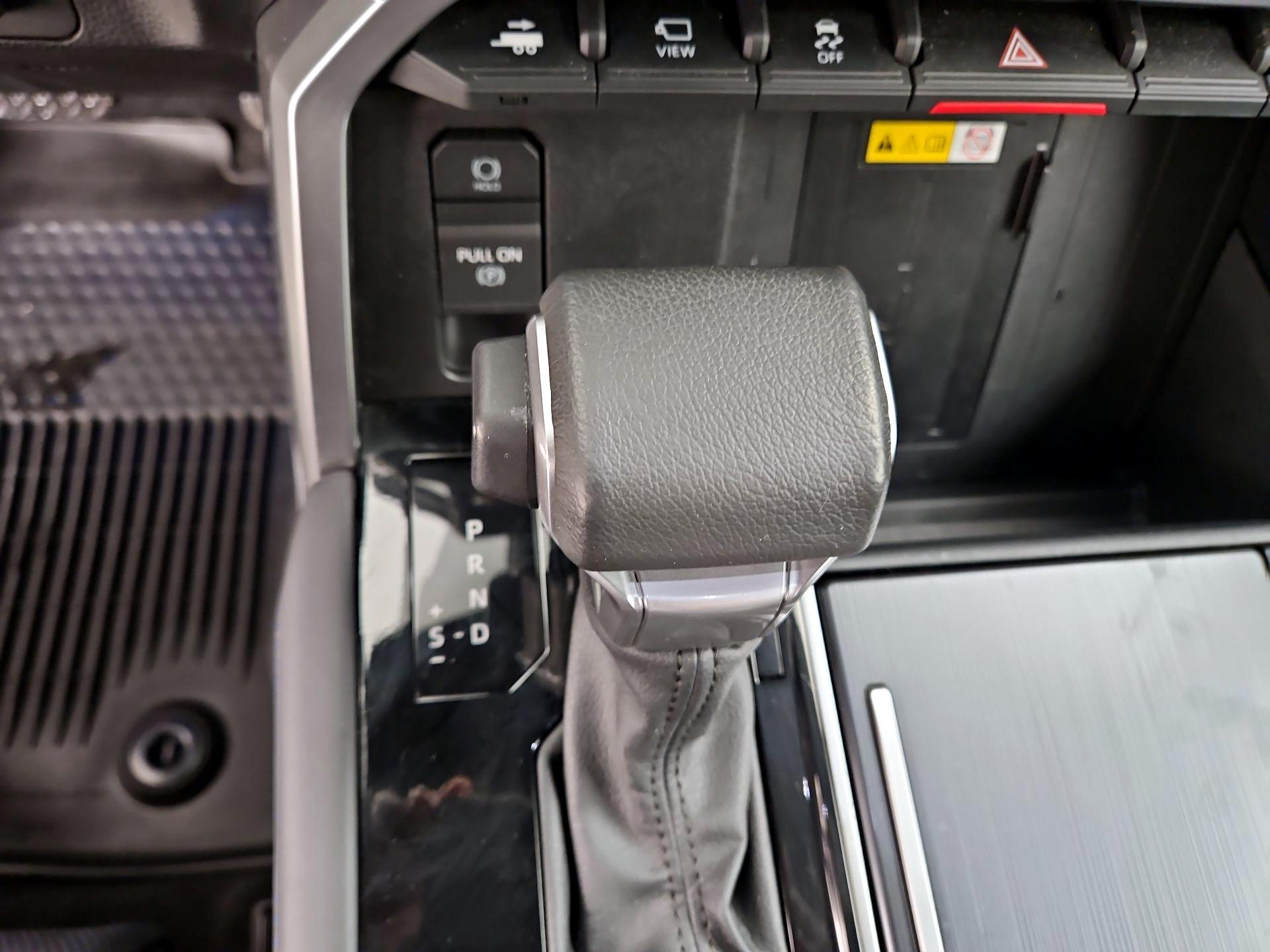 Thumbnail: 2023 Toyota Tundra - 17