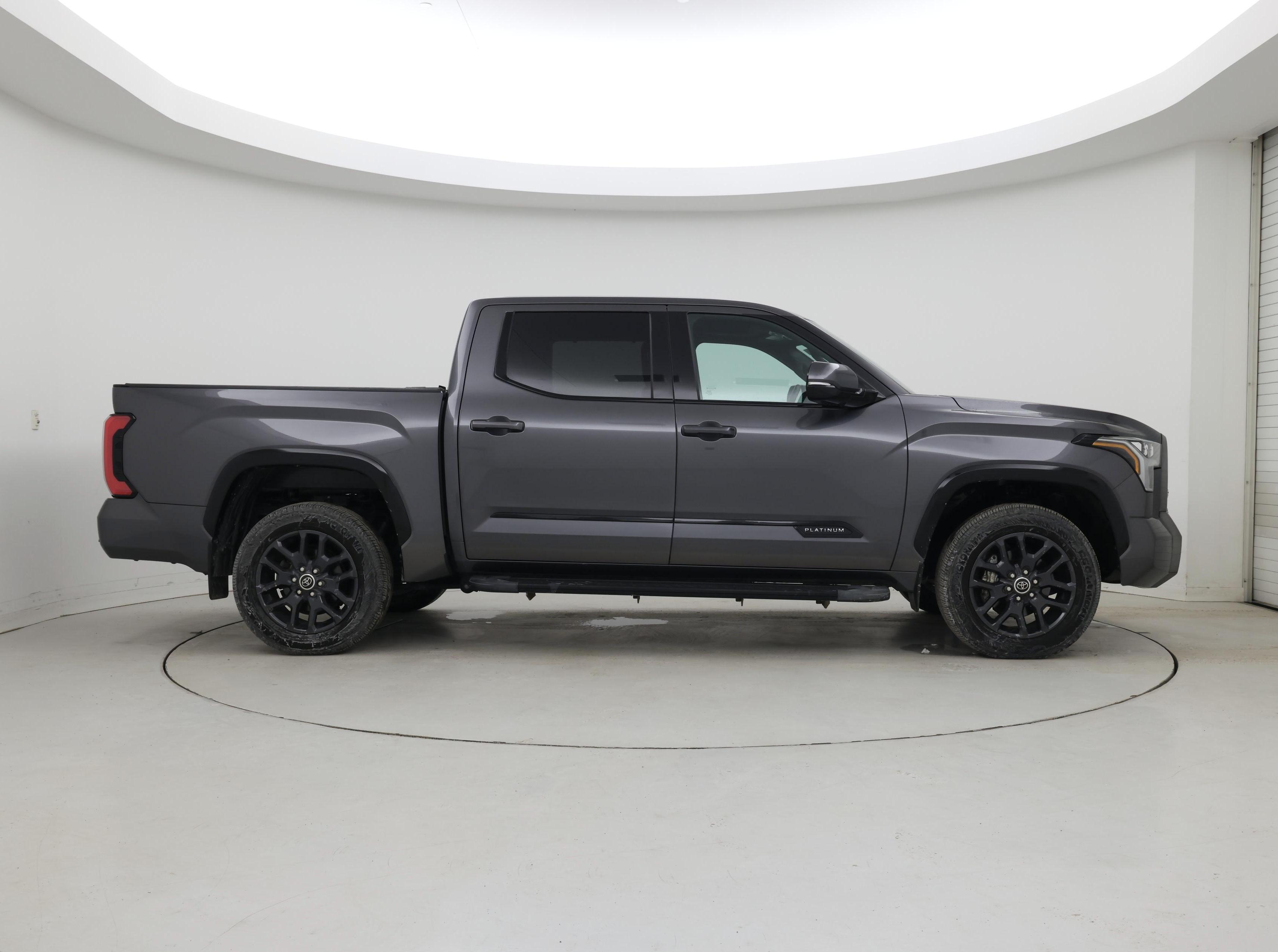 Thumbnail: 2023 Toyota Tundra - 7