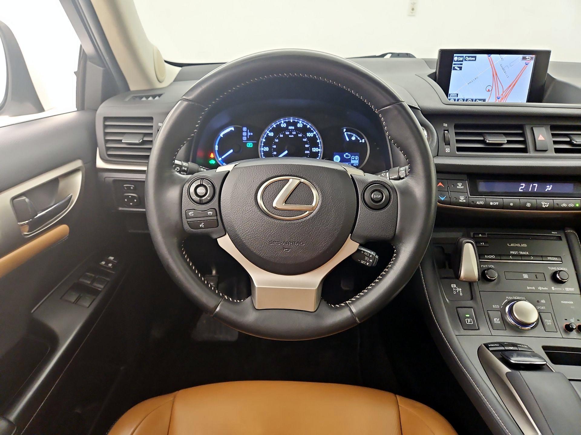 Thumbnail: 2014 Lexus CT - 10