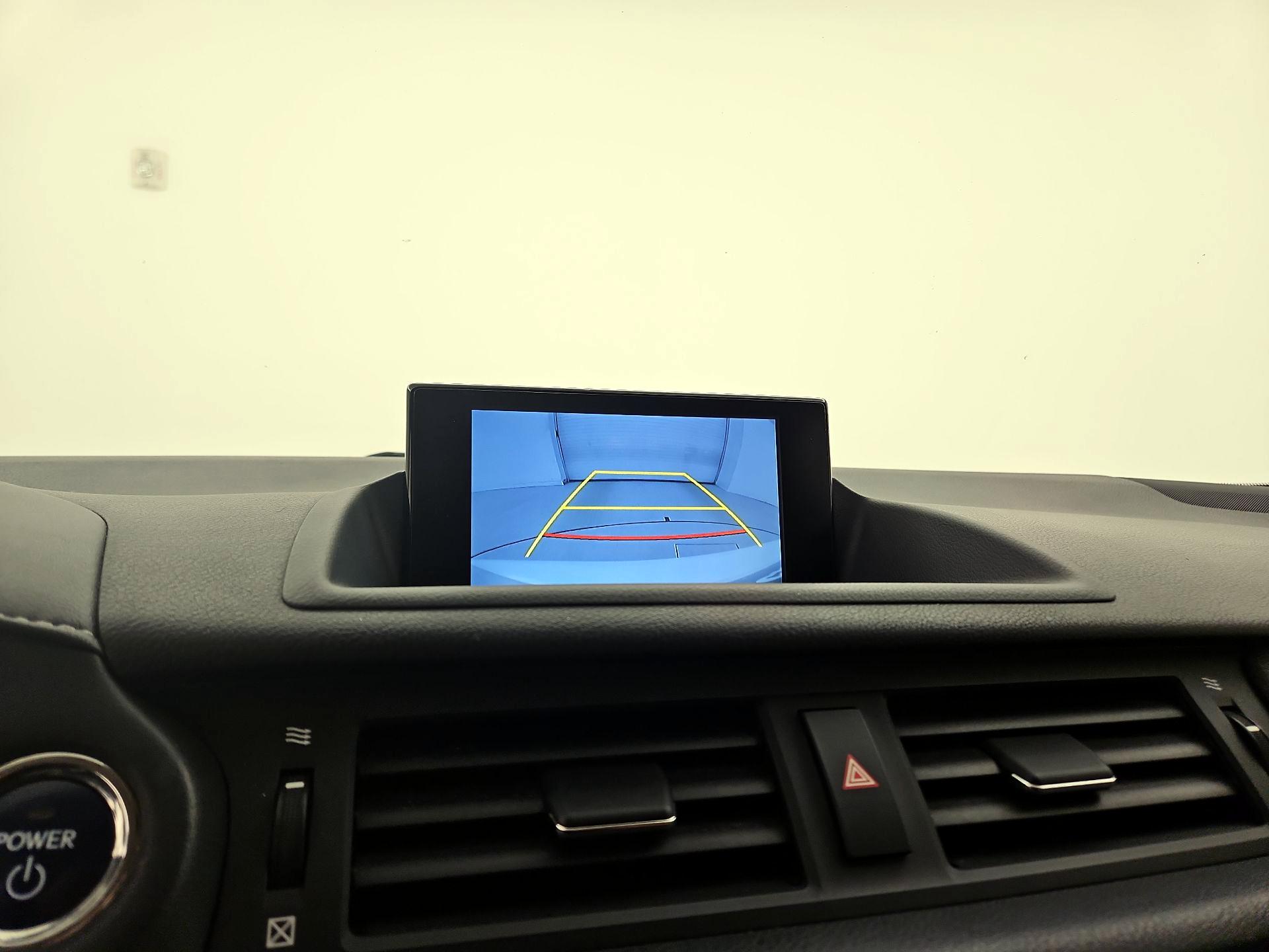 Thumbnail: 2014 Lexus CT - 15