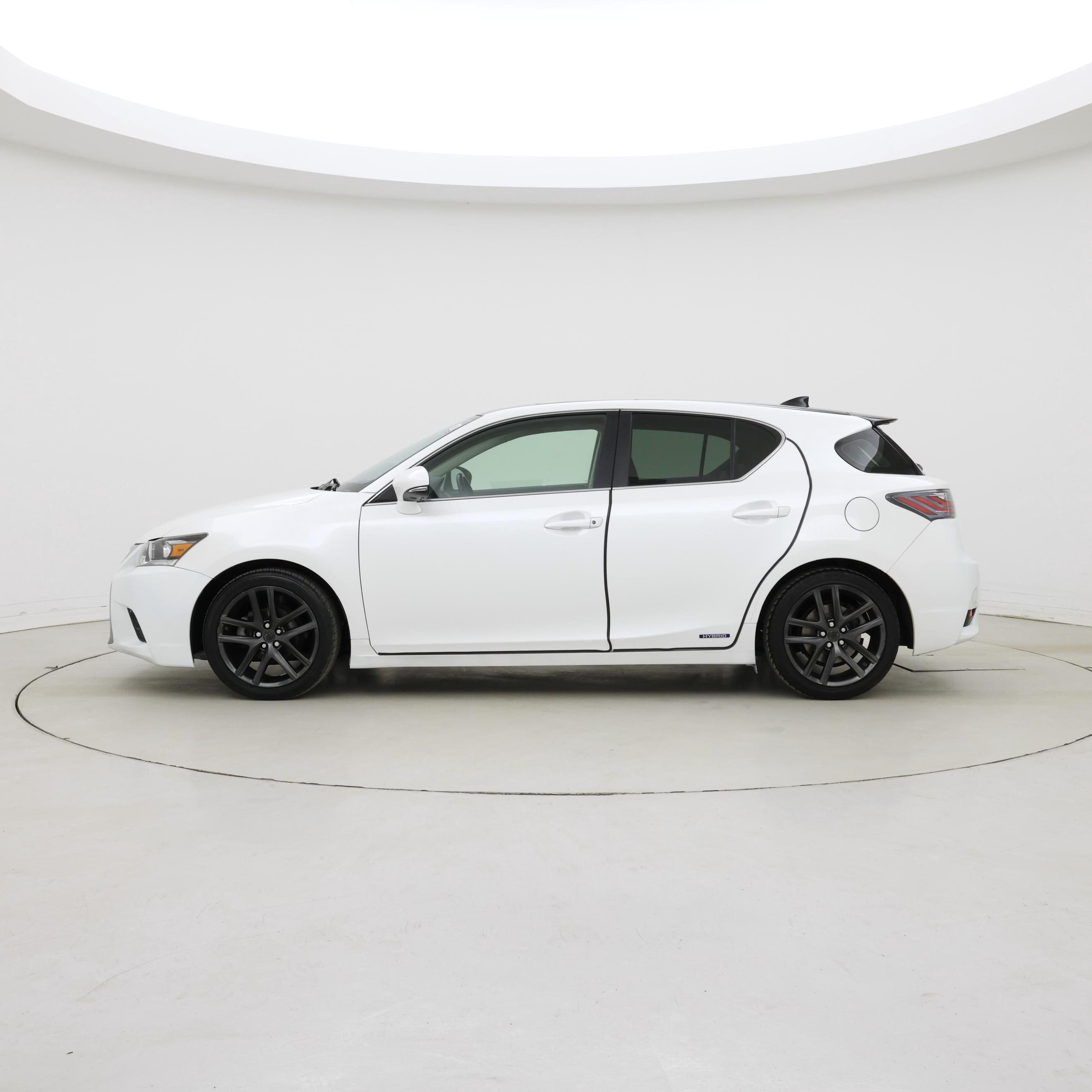 Thumbnail: 2014 Lexus CT - 3
