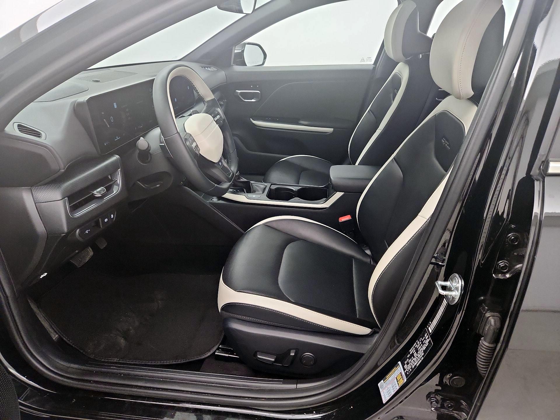 Thumbnail: 2025 Kia K4 - 11