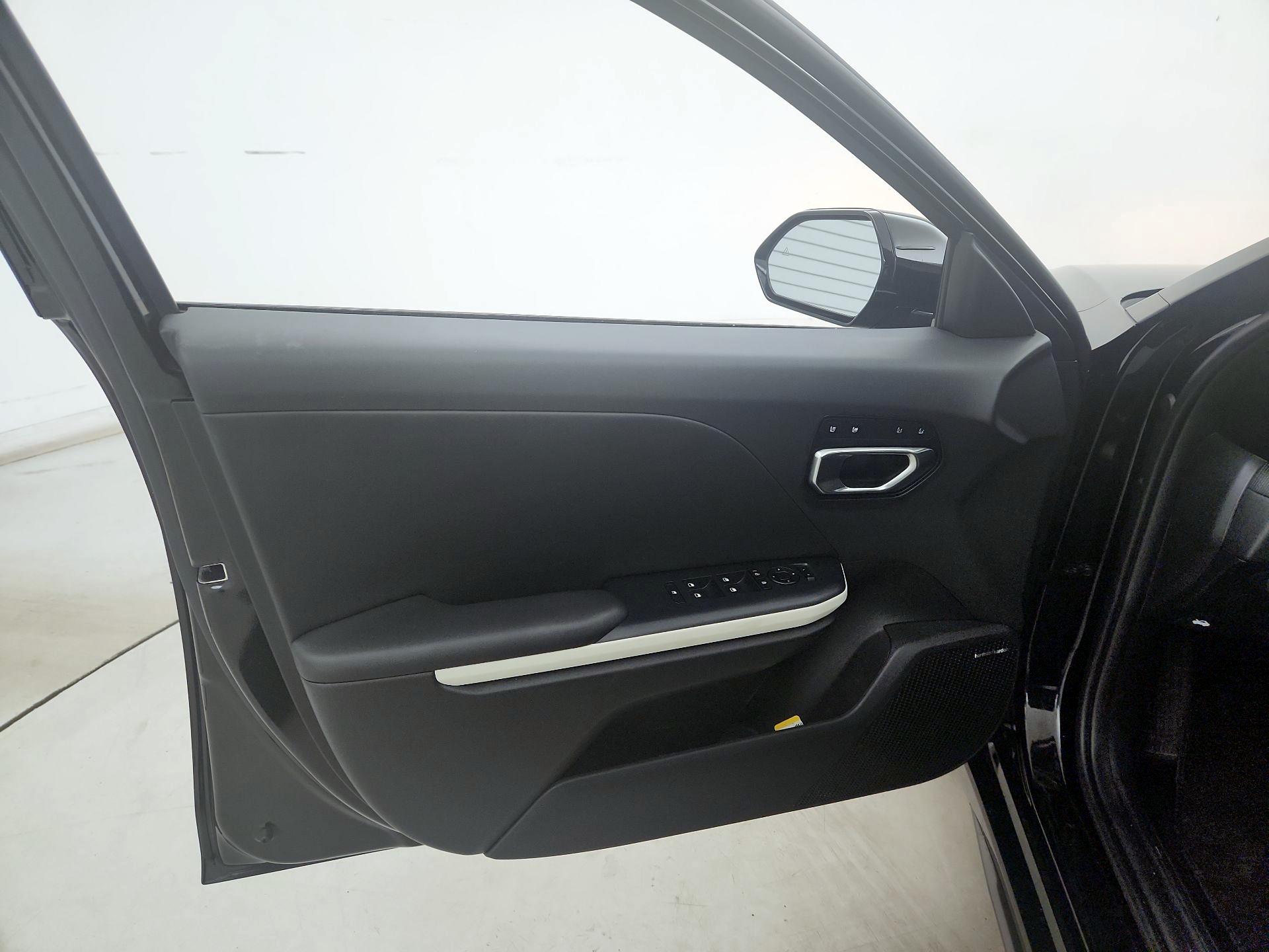 Thumbnail: 2025 Kia K4 - 12