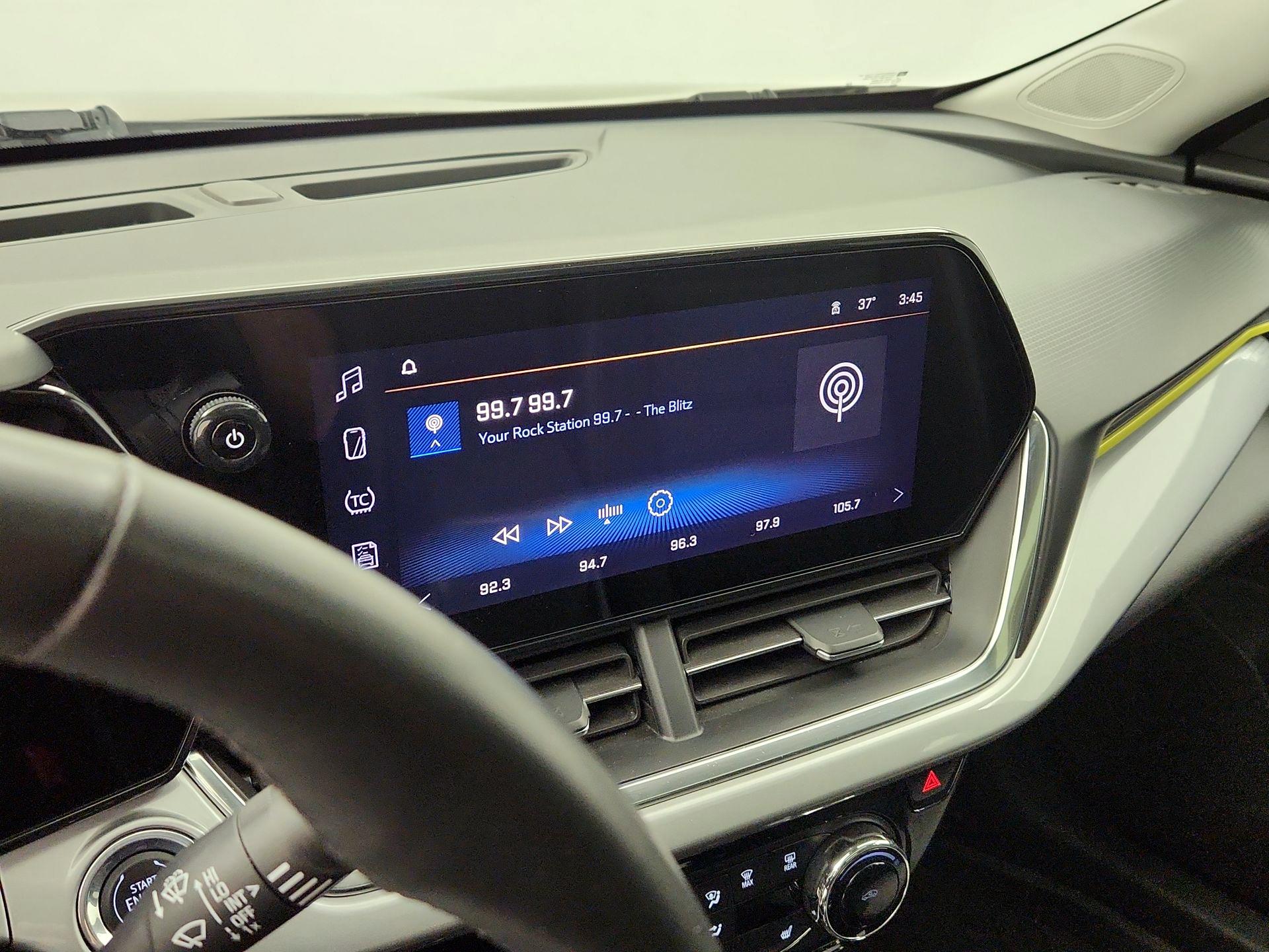 Thumbnail: 2024 Chevrolet Trax - 15