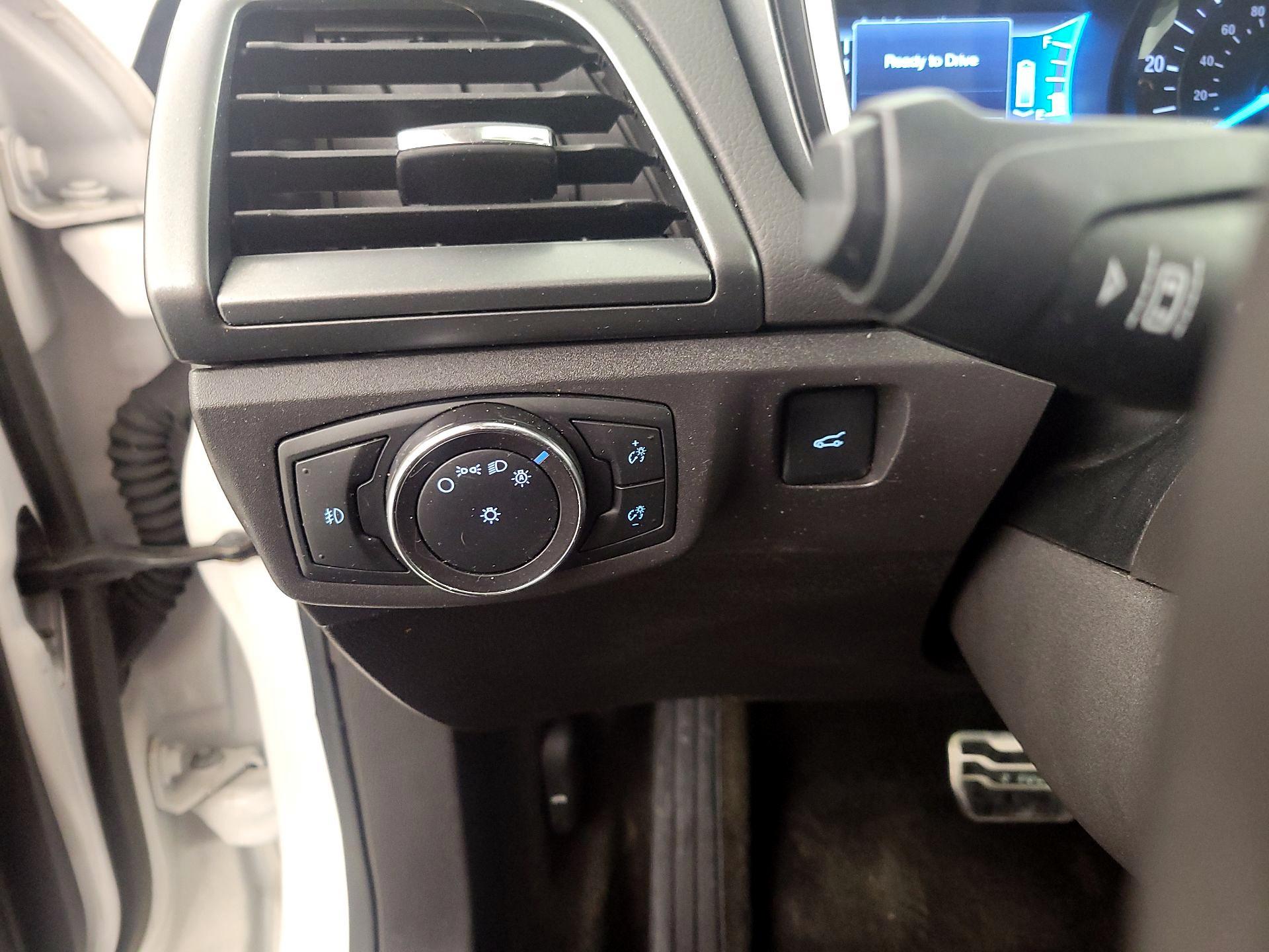 Thumbnail: 2014 Ford Fusion - 13