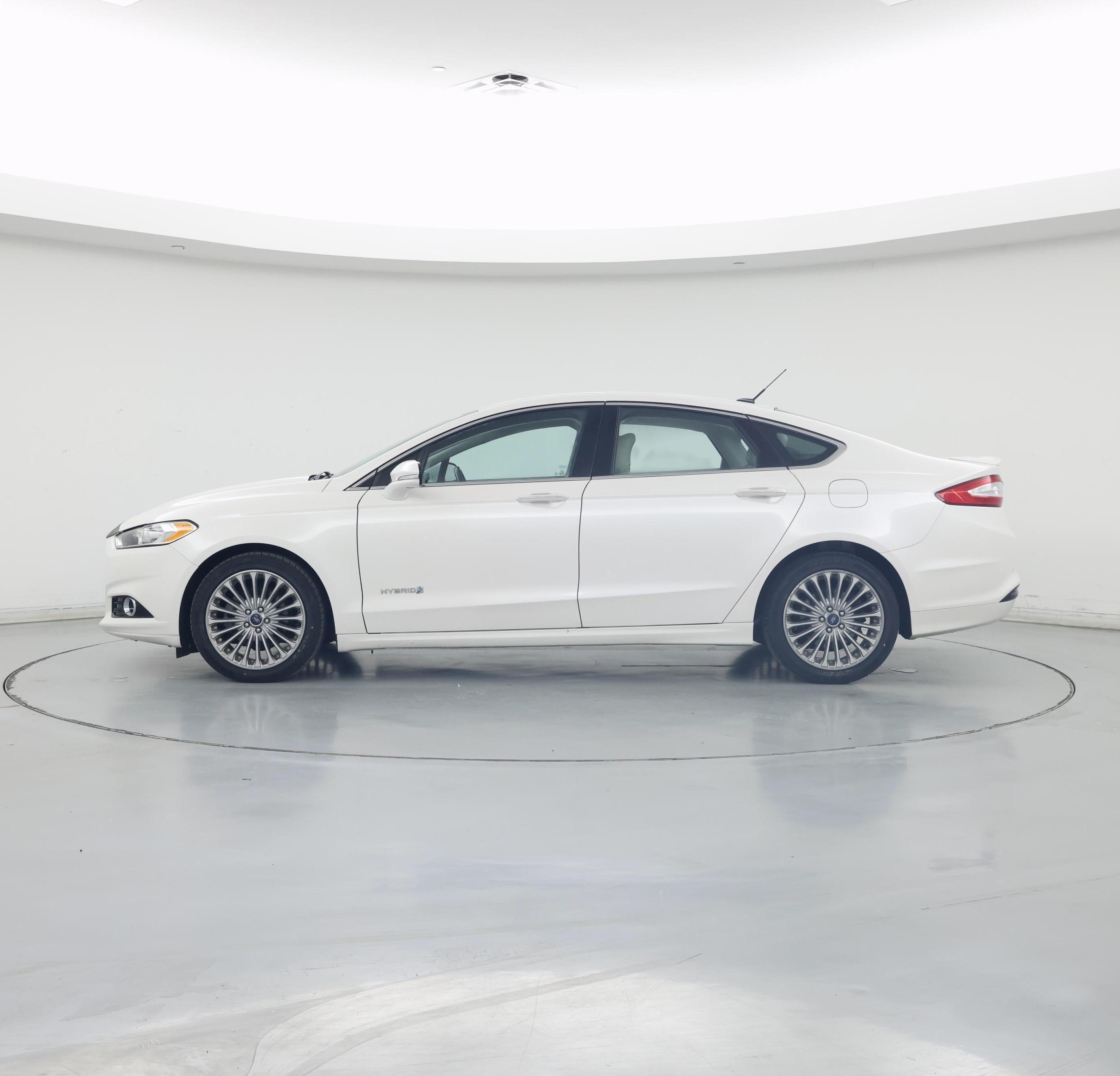 Thumbnail: 2014 Ford Fusion - 3