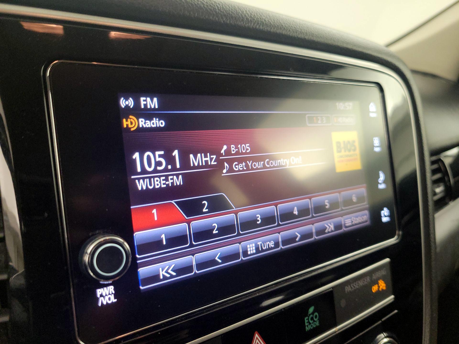 Thumbnail: 2019 Mitsubishi Outlander - 15