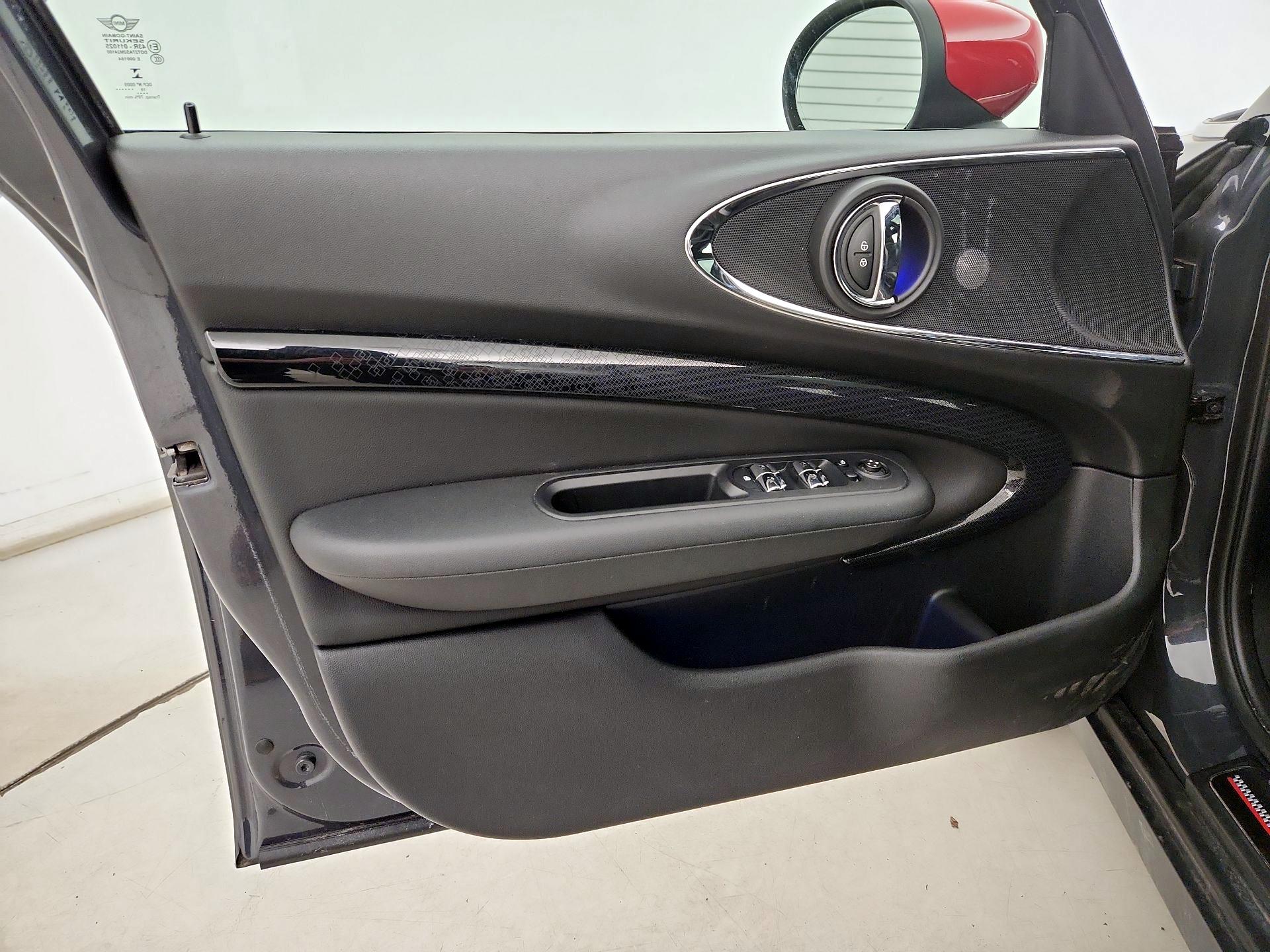 Thumbnail: 2020 MINI Cooper Clubman - 12