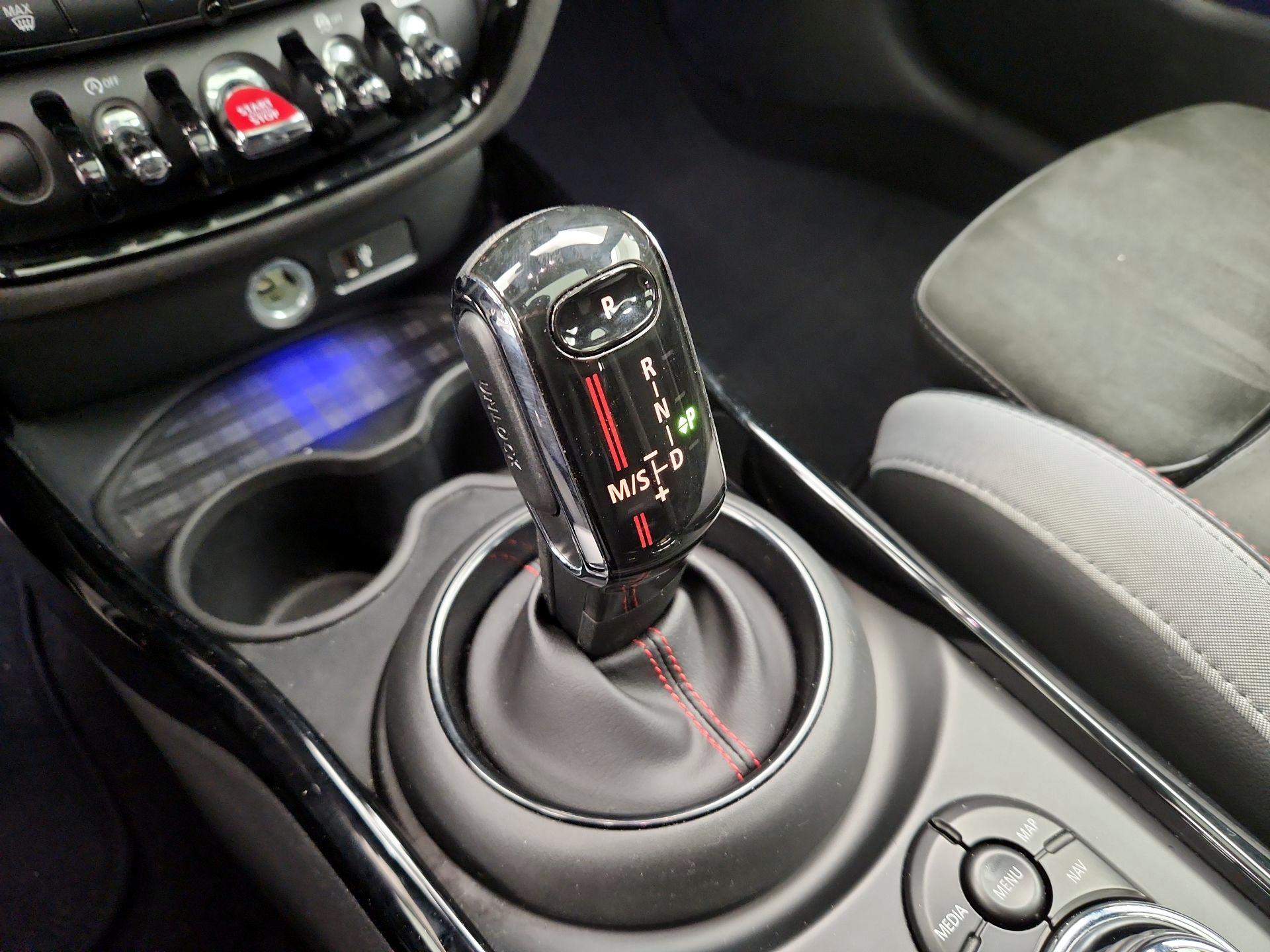 Thumbnail: 2020 MINI Cooper Clubman - 18