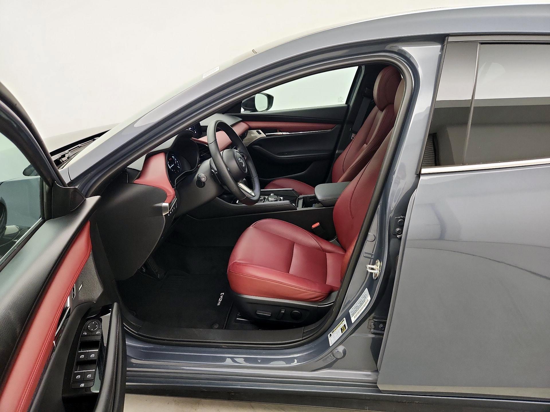 Thumbnail: 2025 Mazda Mazda3 - 11