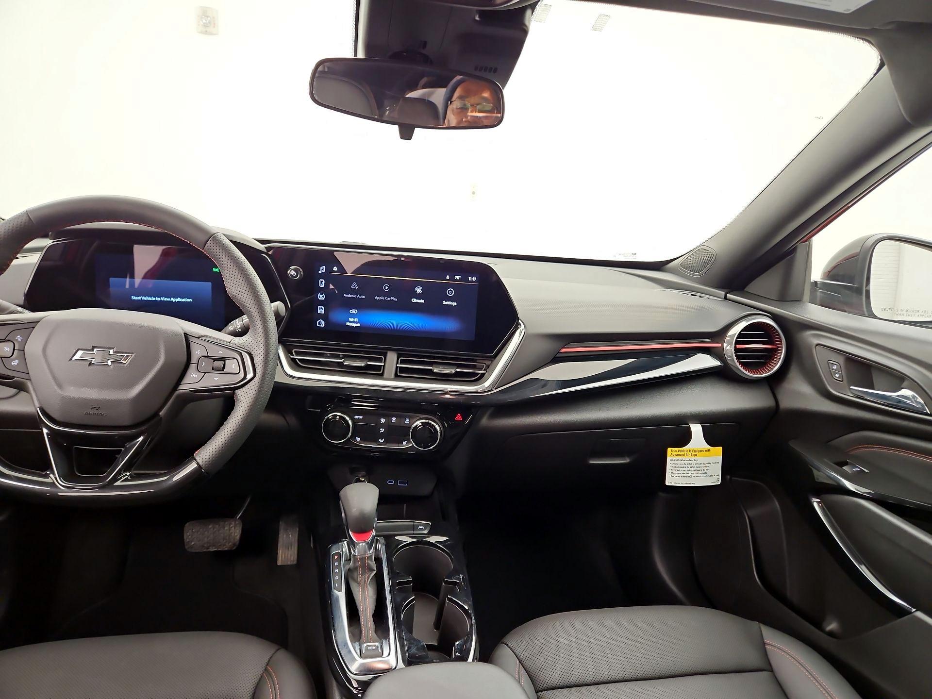 Thumbnail: 2026 Chevrolet Trax - 9